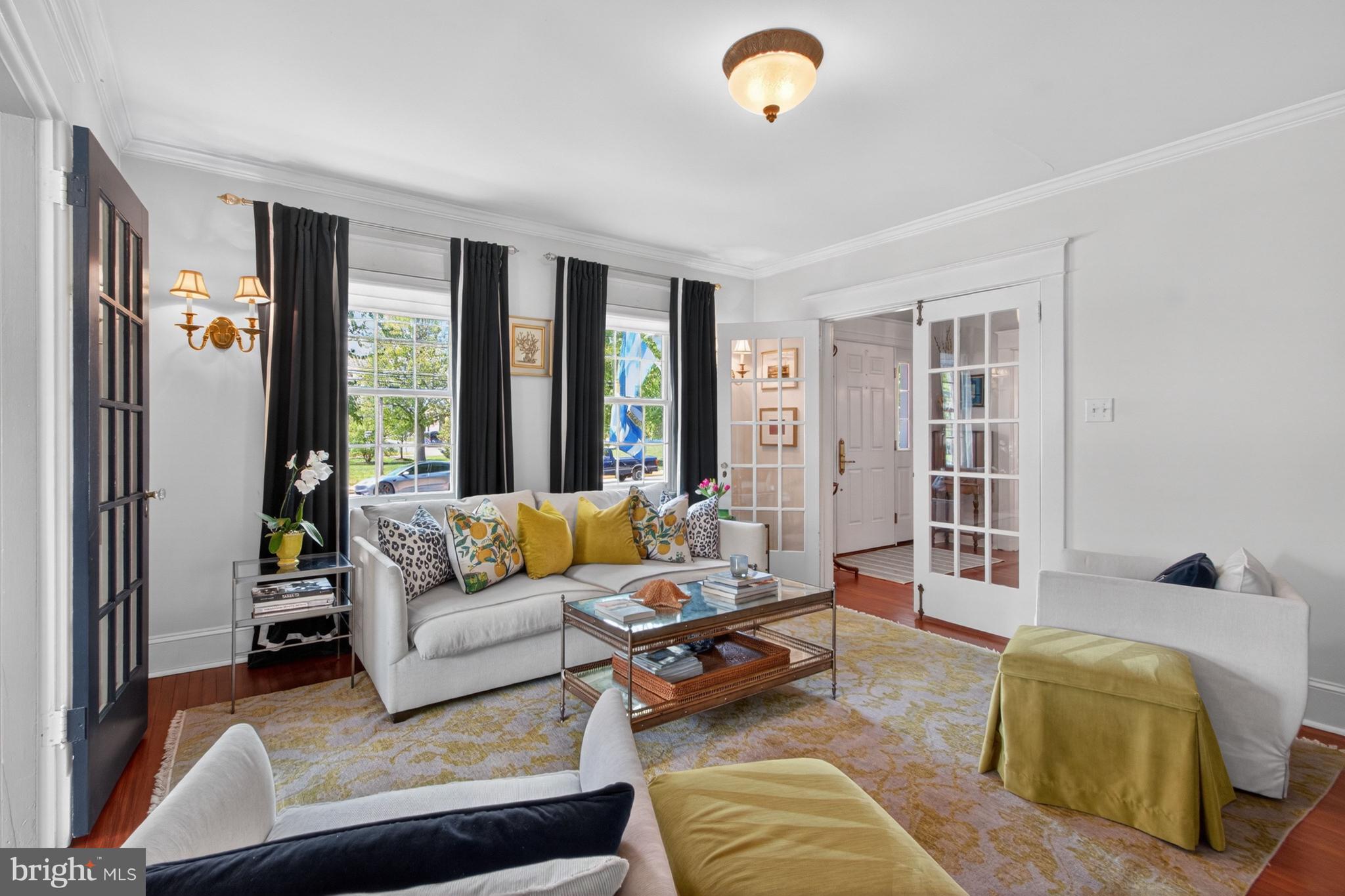DEVRIES CIRCLE - Residential