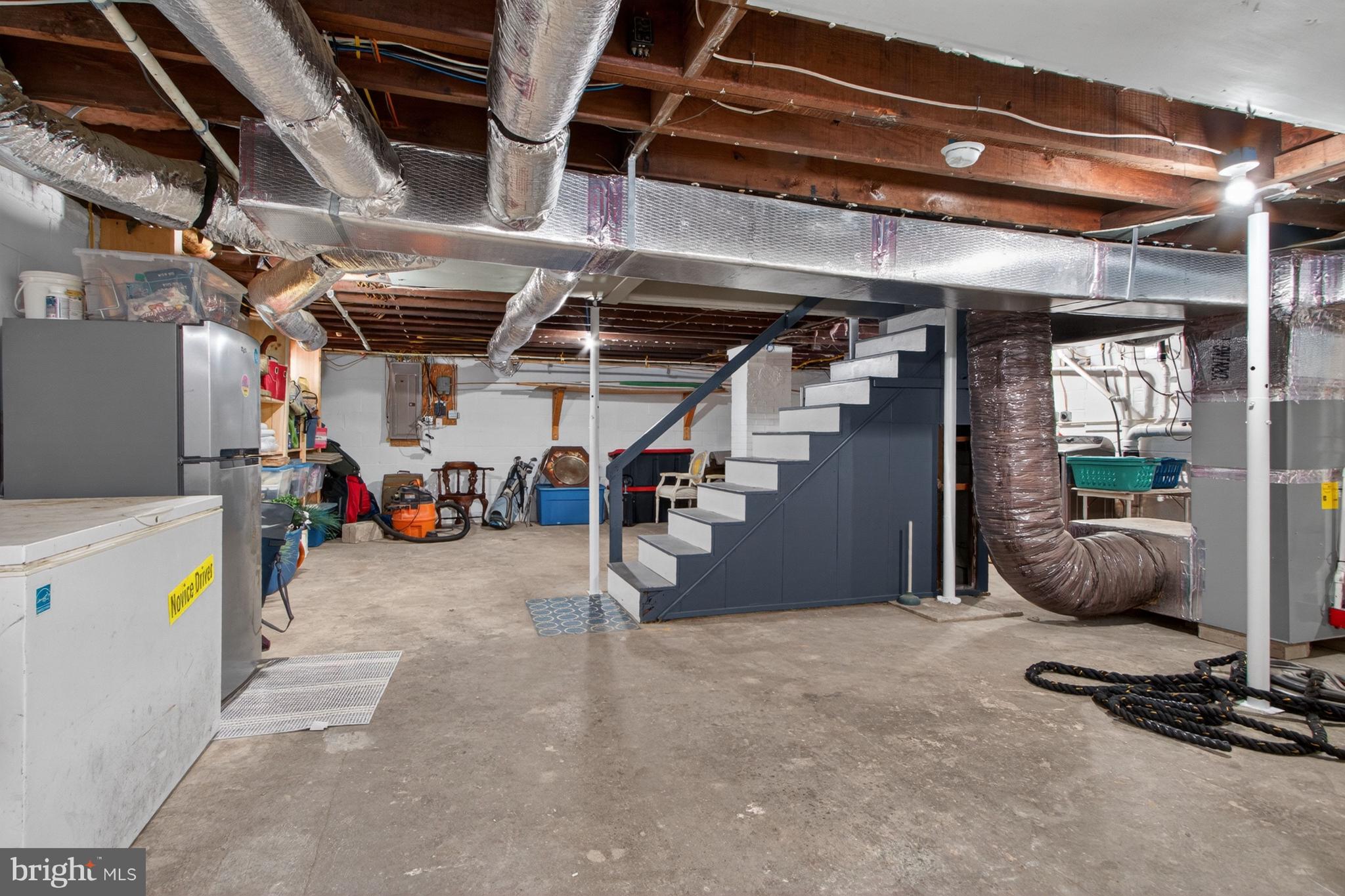 DEVRIES CIRCLE - Residential