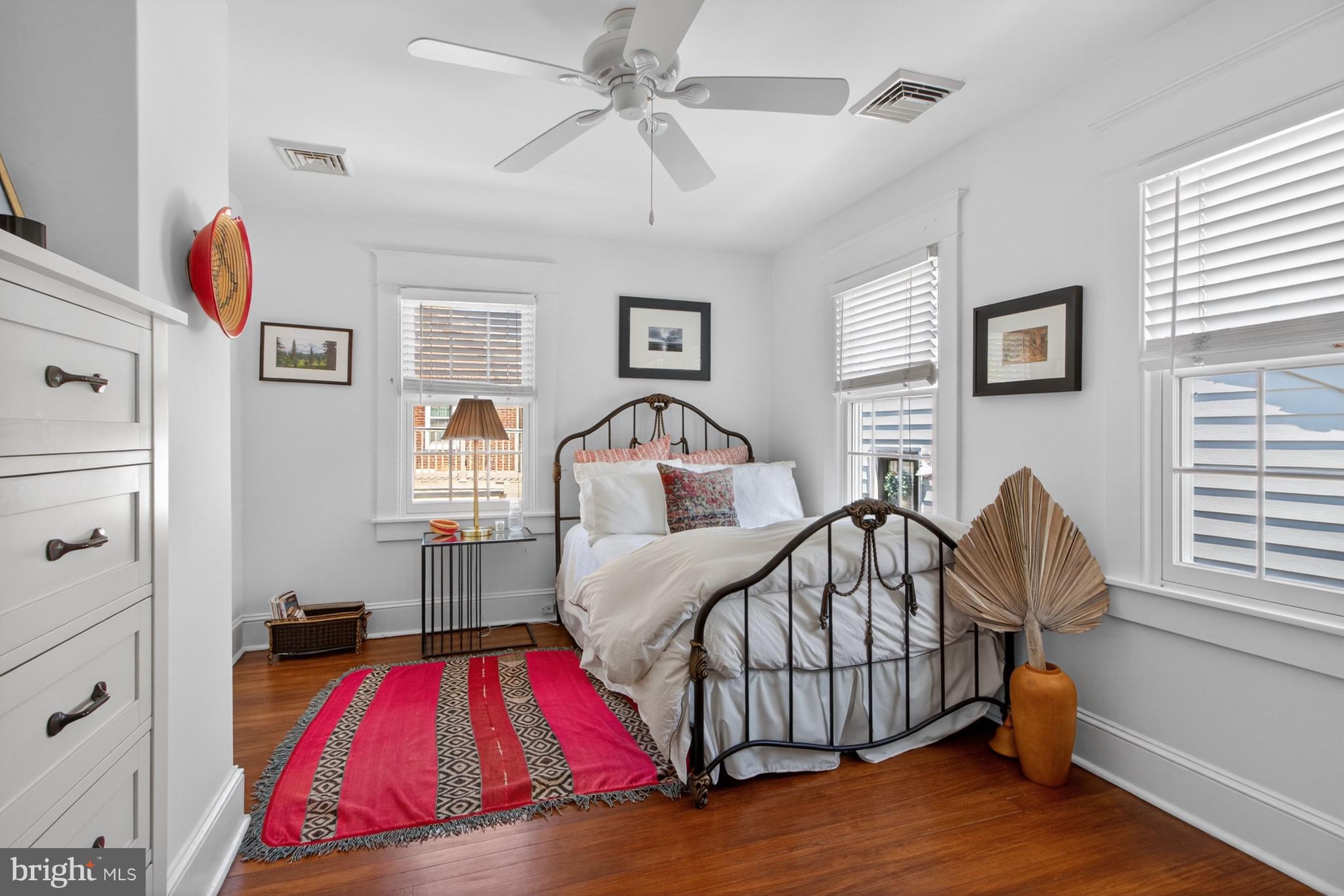 DEVRIES CIRCLE - Residential