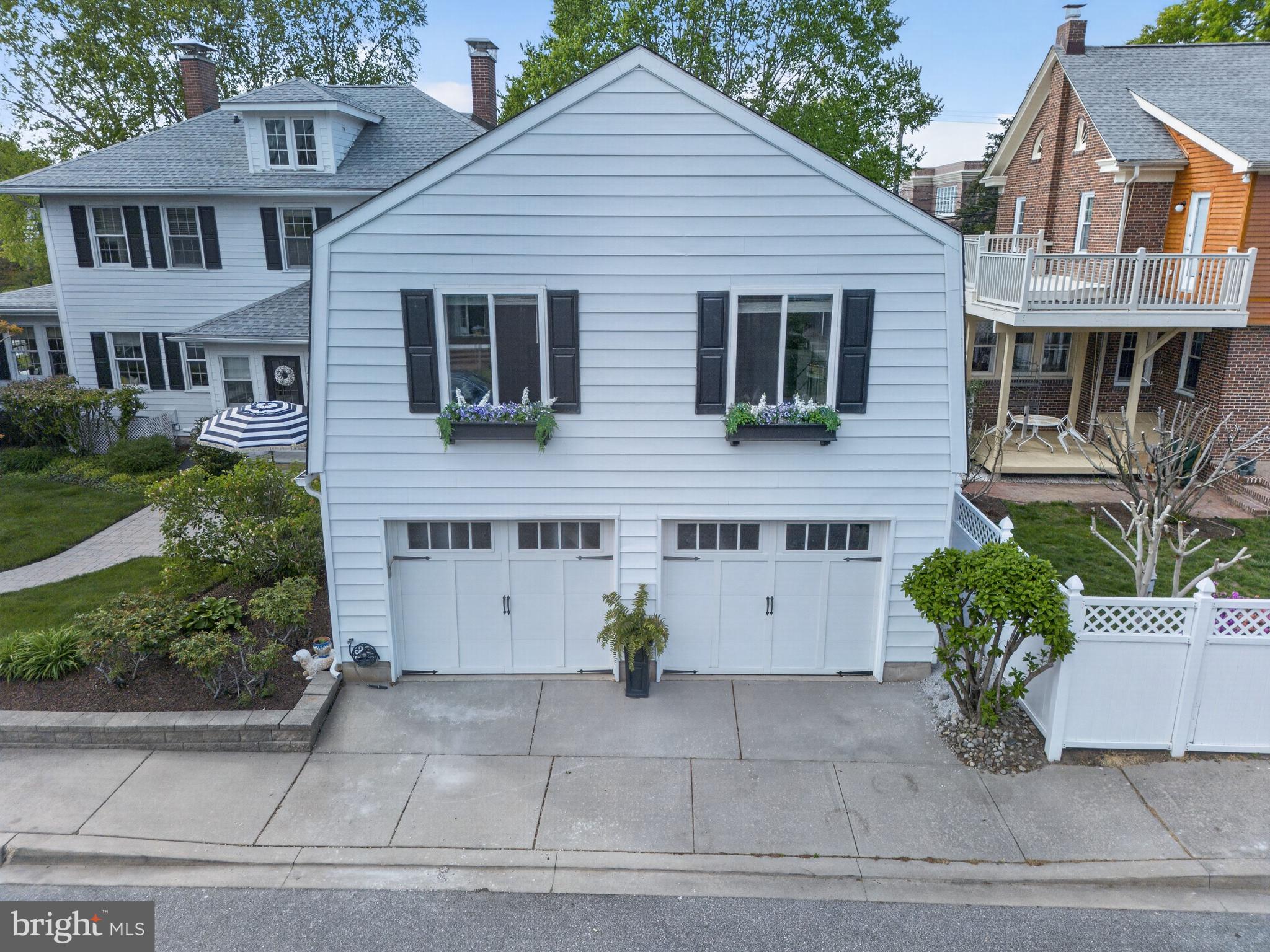 829 SAVANNAH ROAD