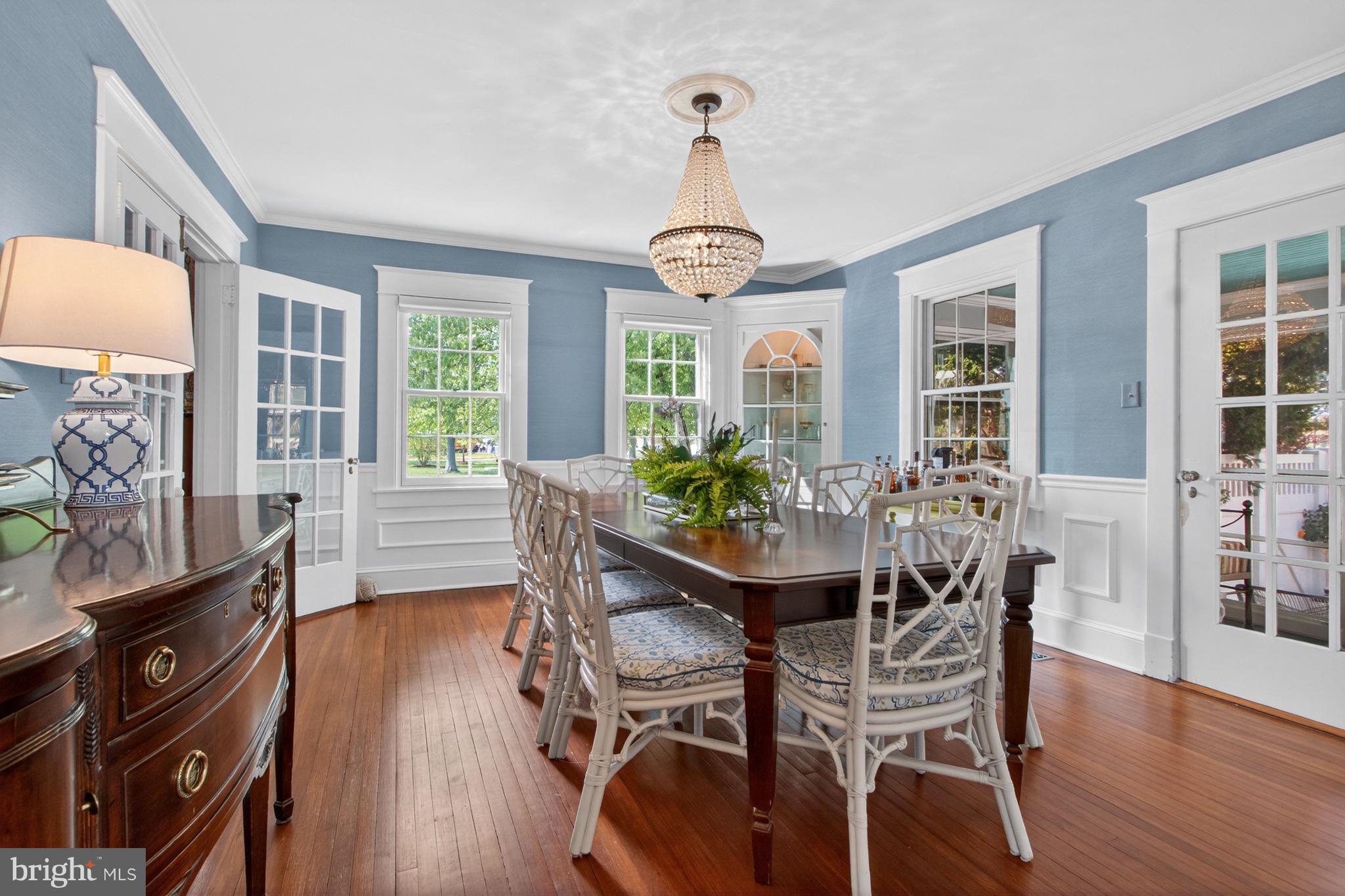 DEVRIES CIRCLE - Residential