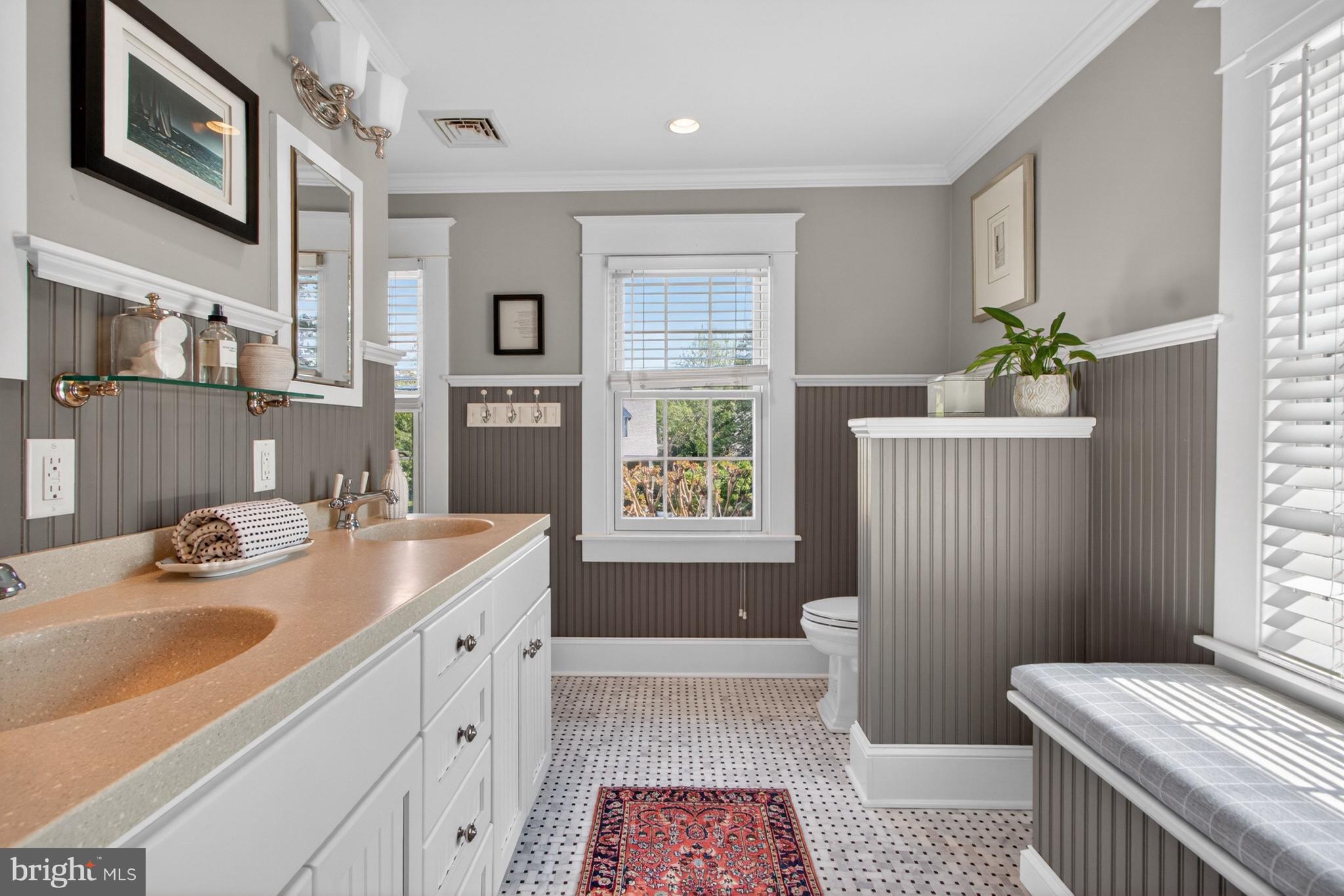 DEVRIES CIRCLE - Residential