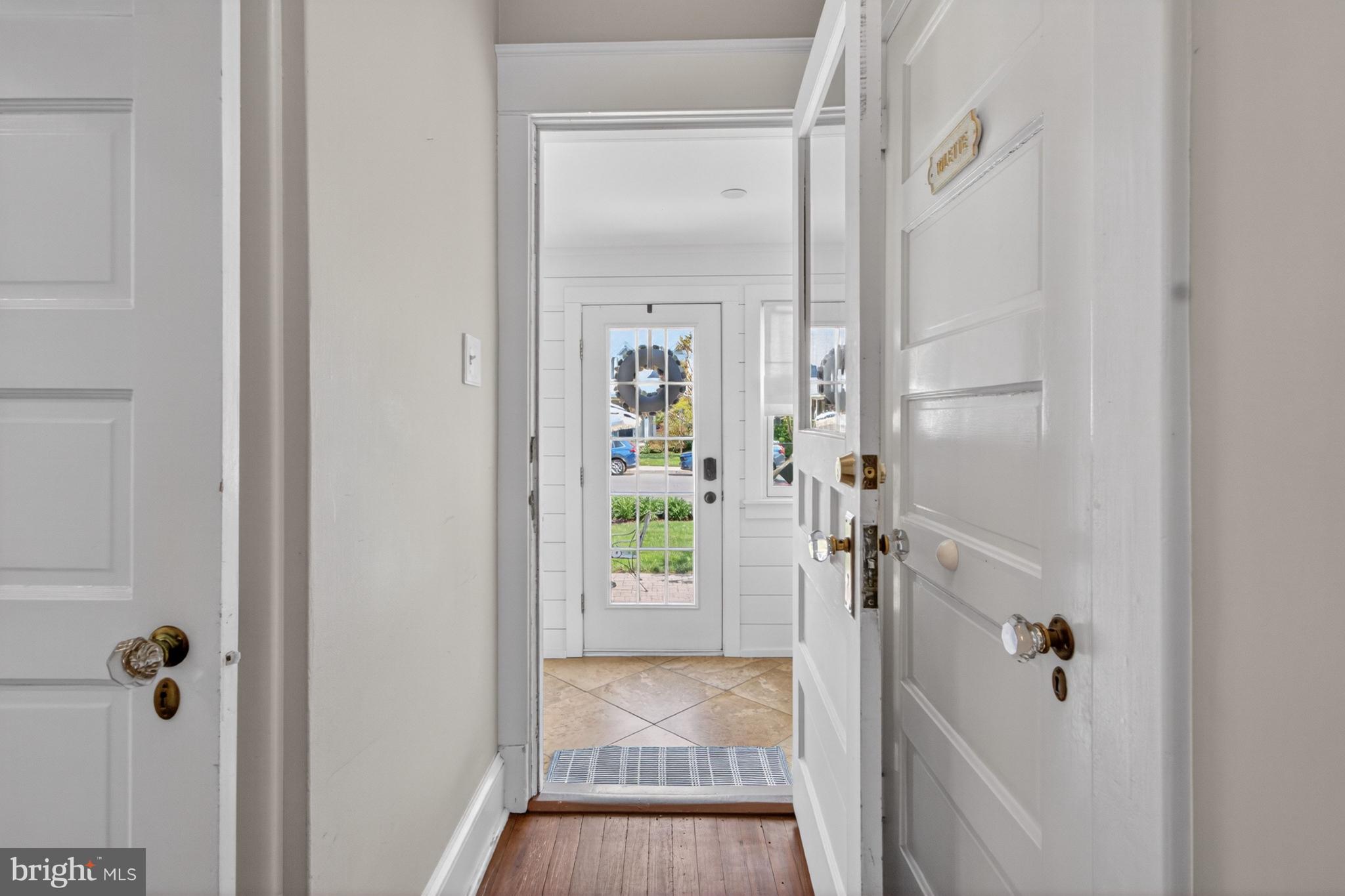 DEVRIES CIRCLE - Residential