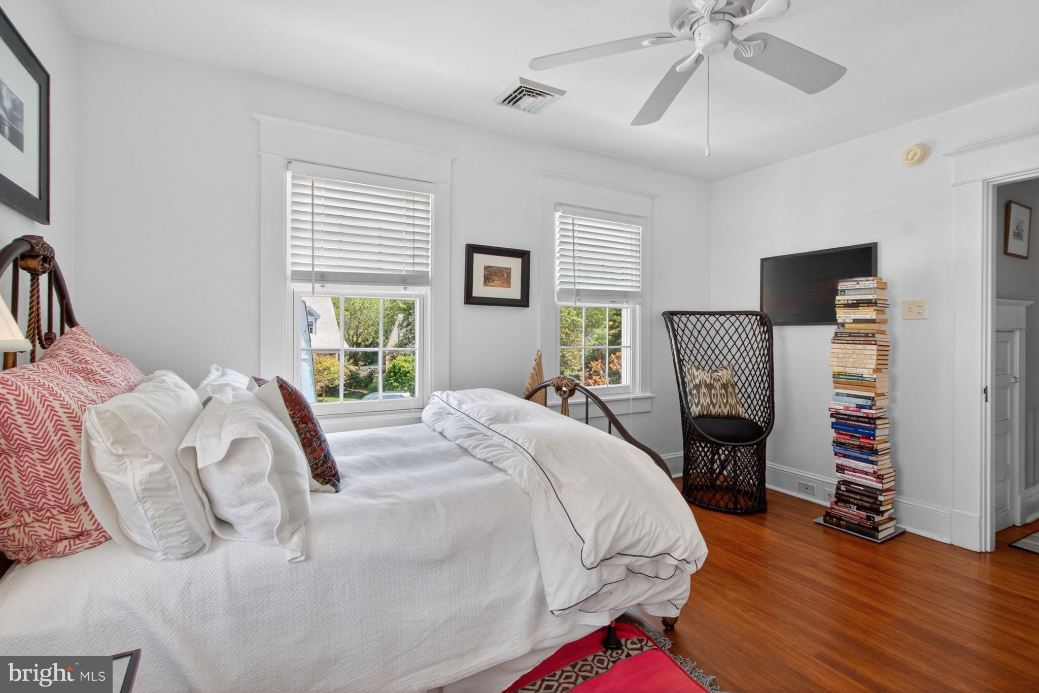 DEVRIES CIRCLE - Residential