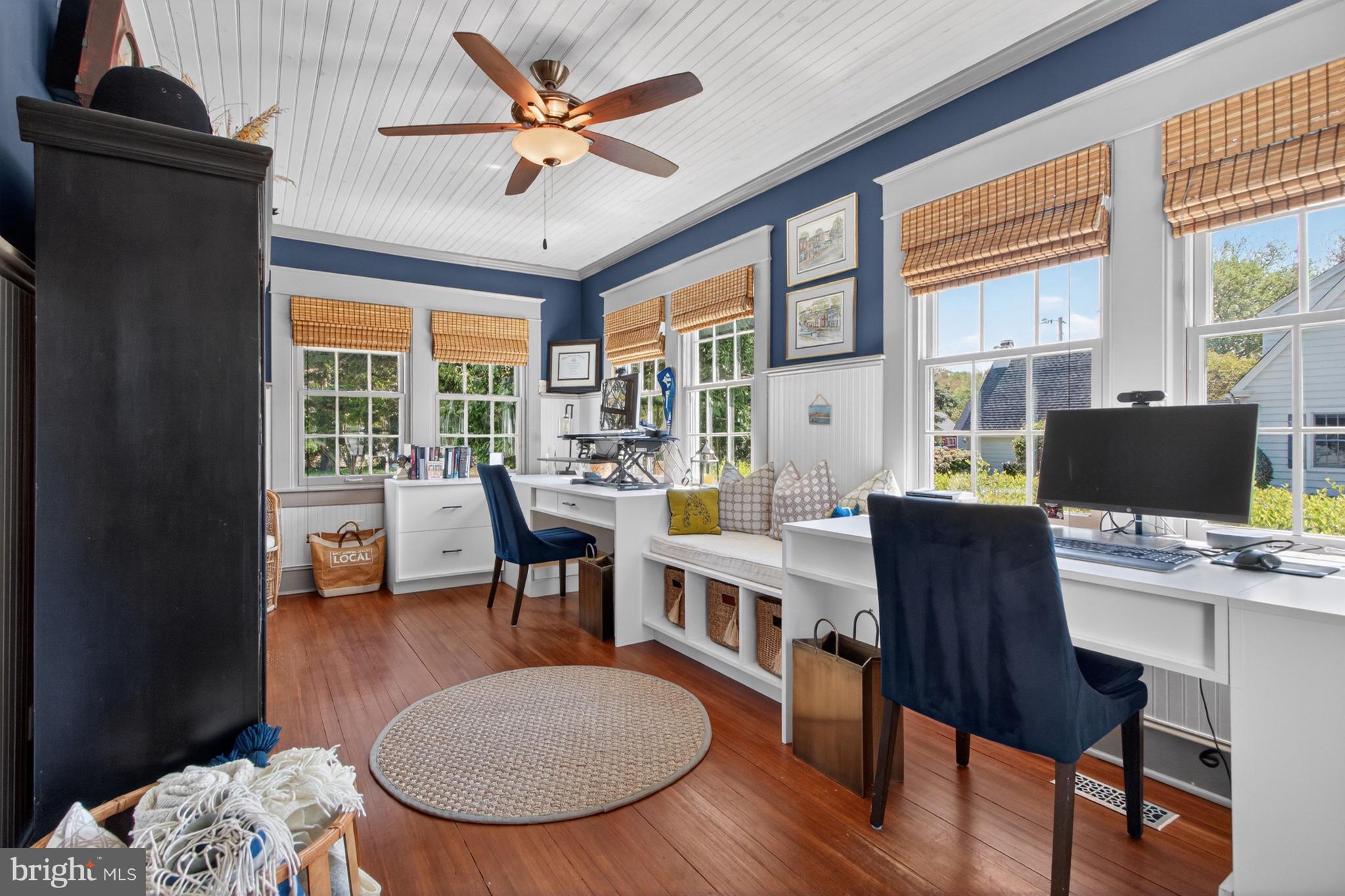 DEVRIES CIRCLE - Residential