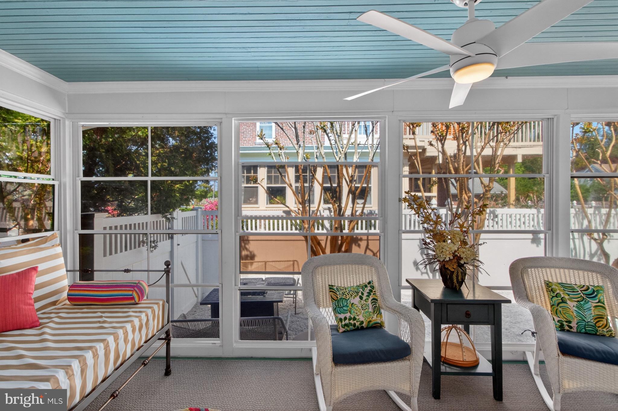 DEVRIES CIRCLE - Residential