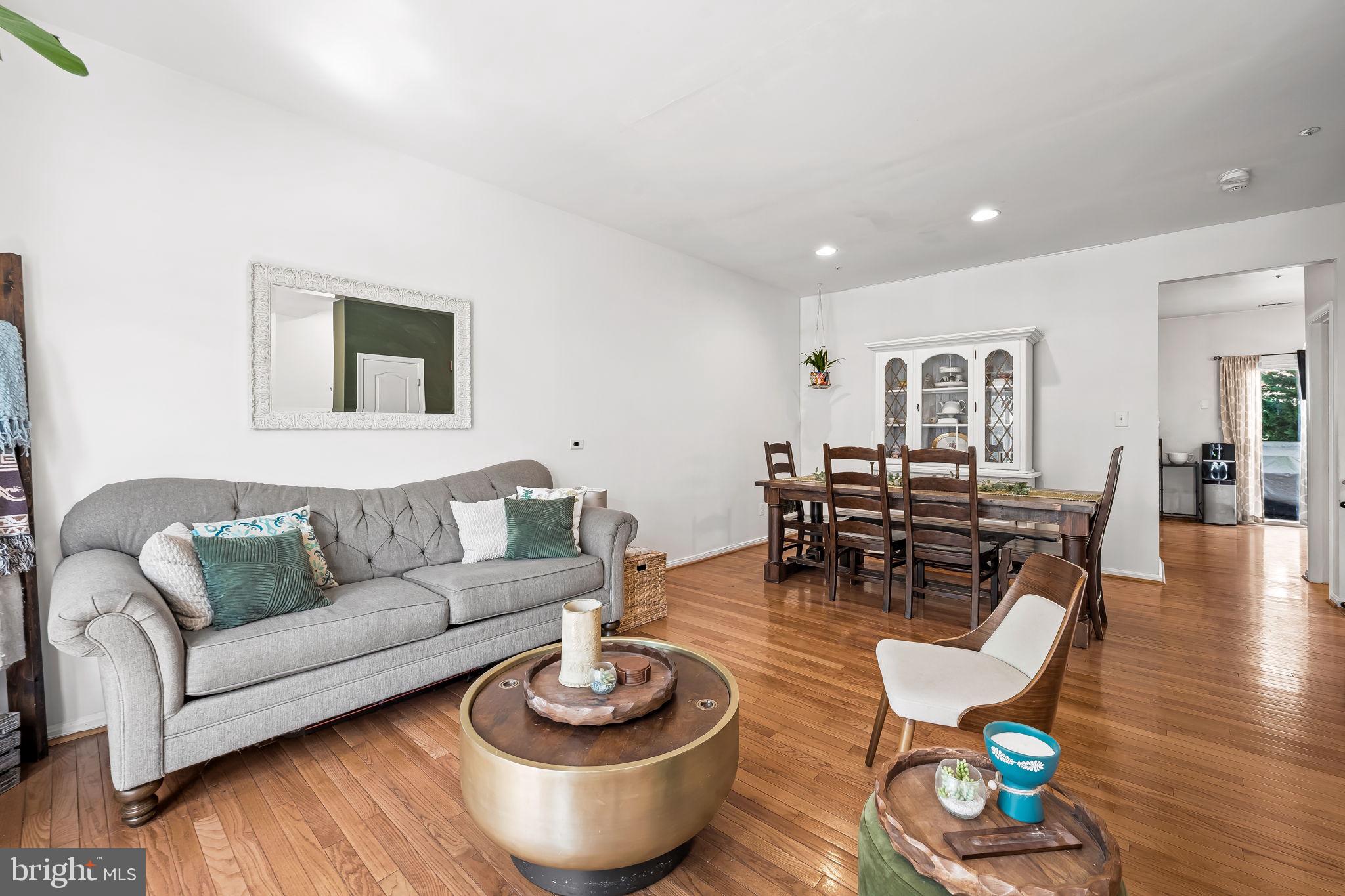 QUAIL RUN SOUTH - Residential