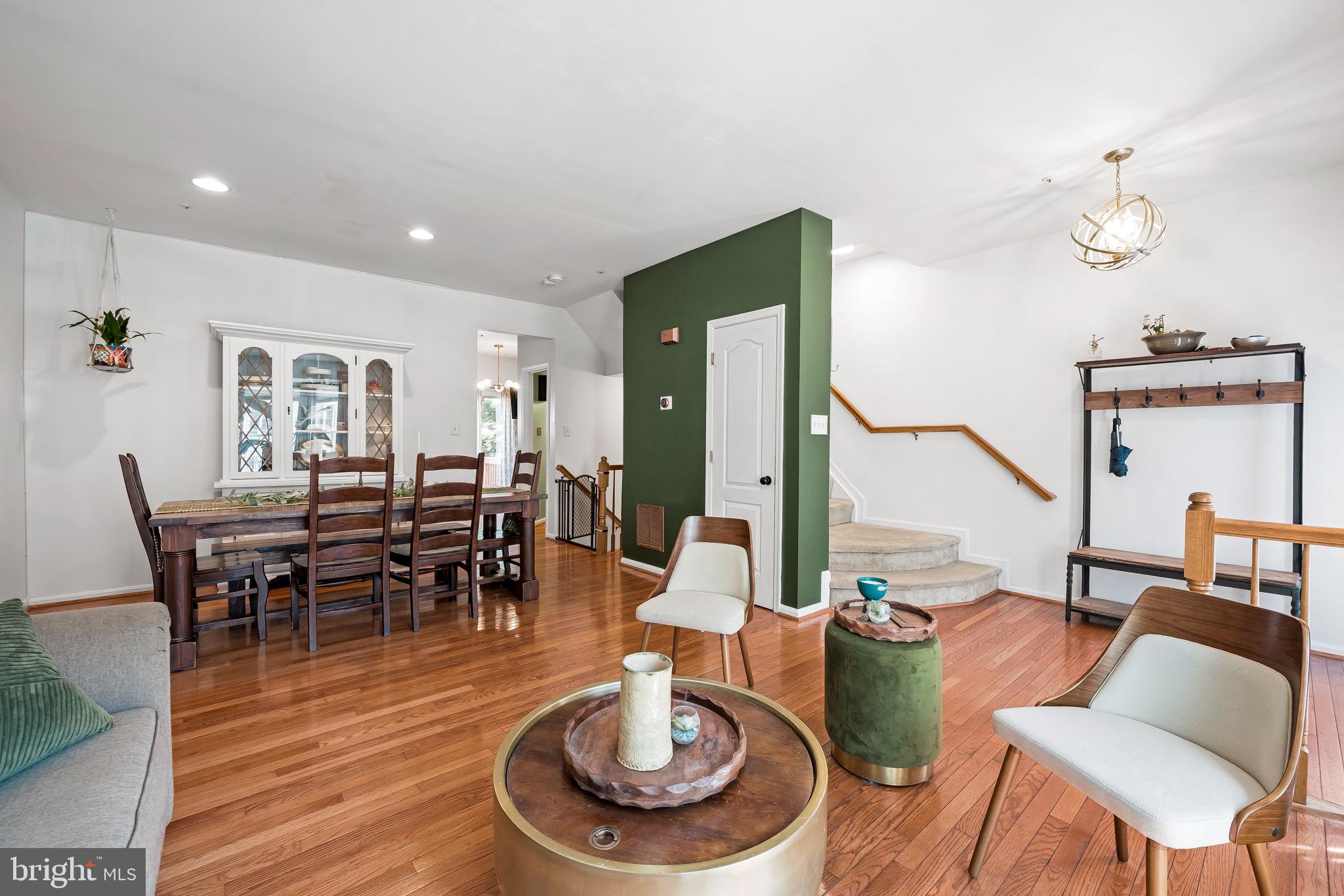 QUAIL RUN SOUTH - Residential