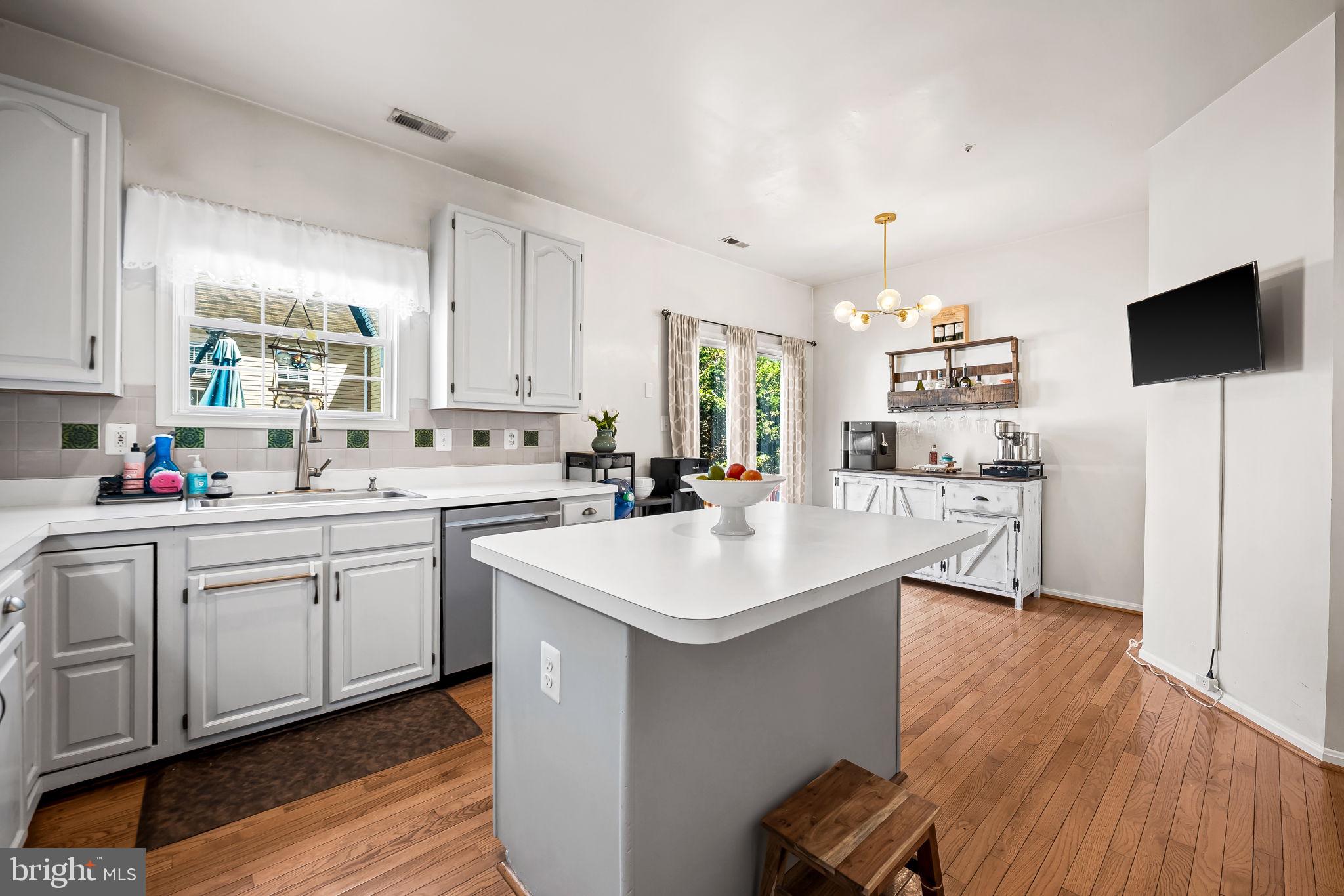 QUAIL RUN SOUTH - Residential