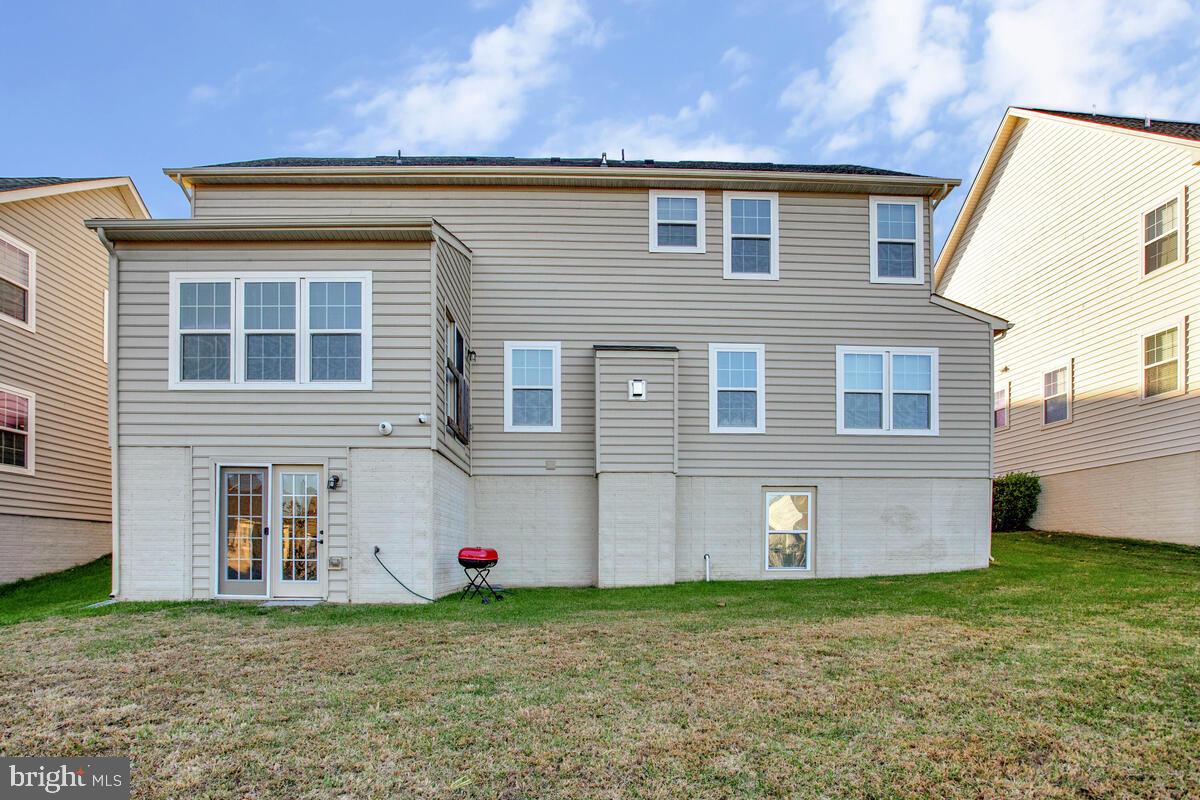 BEECH TREE WEST VILLAGE - Residential Lease