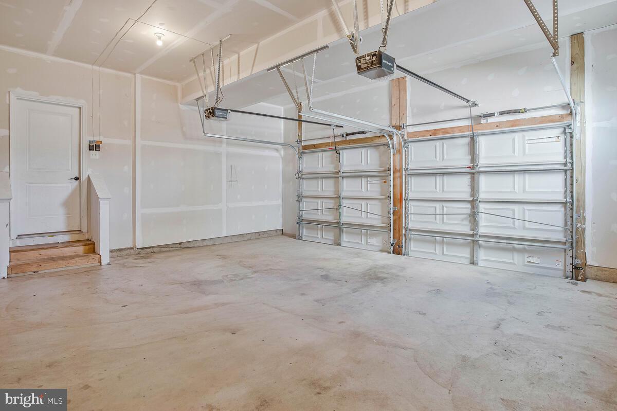 BEECH TREE WEST VILLAGE - Residential Lease