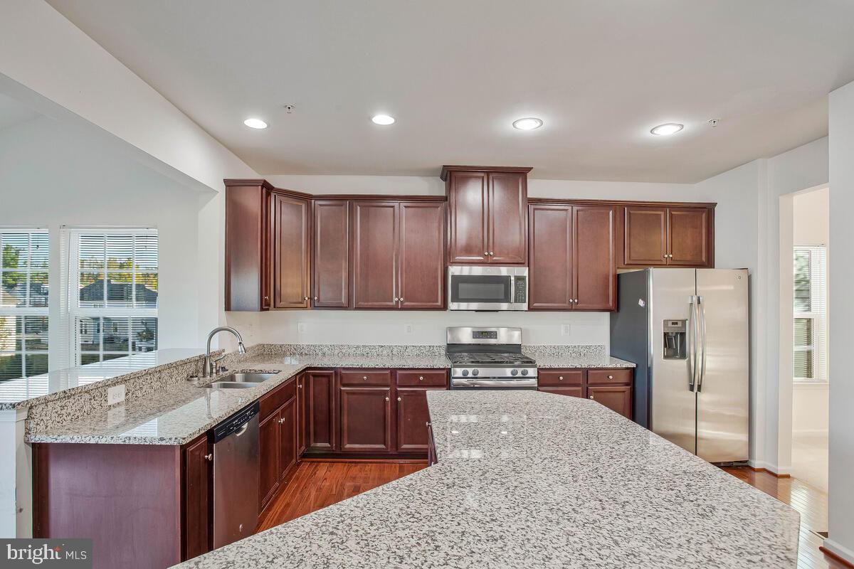 BEECH TREE WEST VILLAGE - Residential Lease