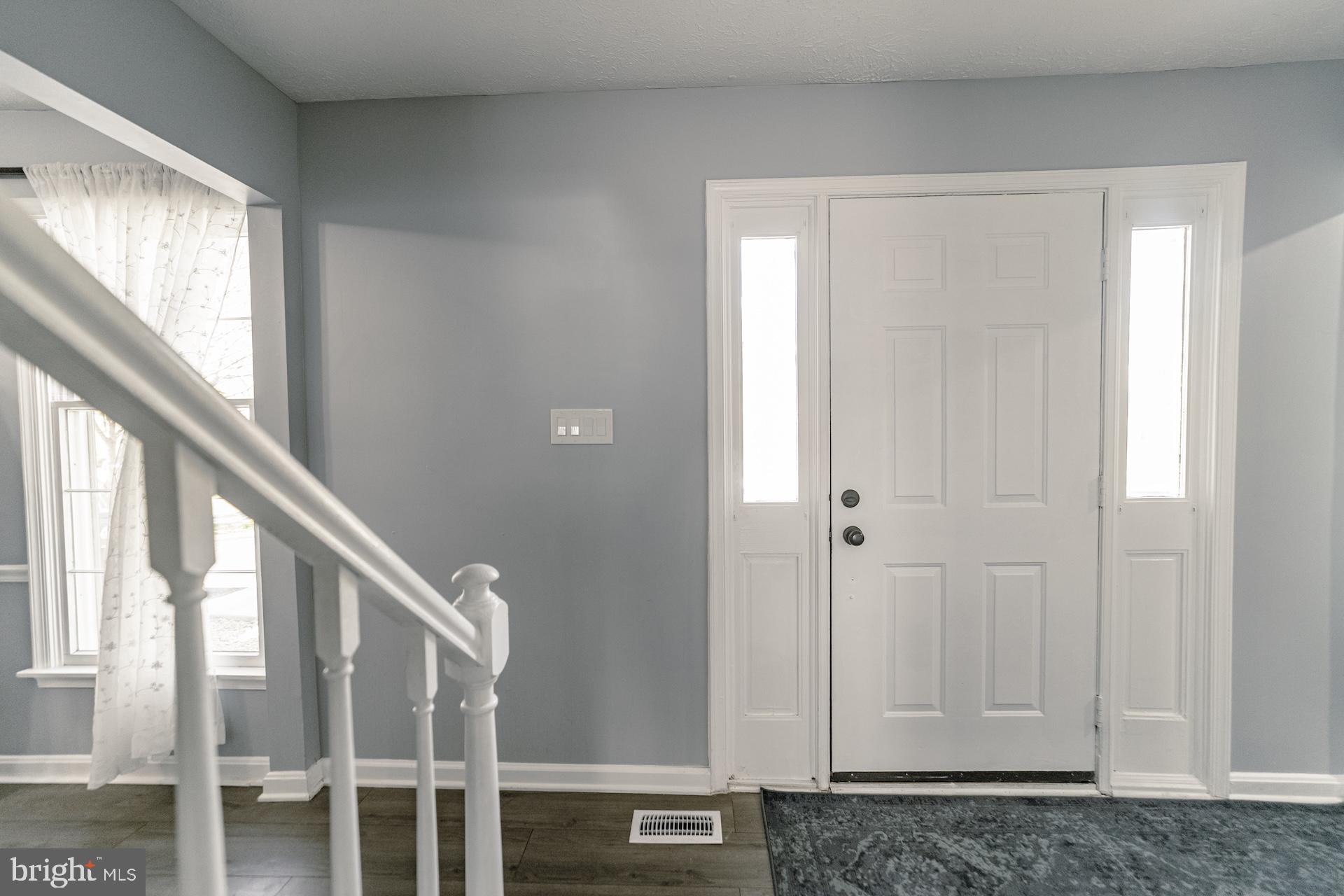 3867 ORIOLE COURT