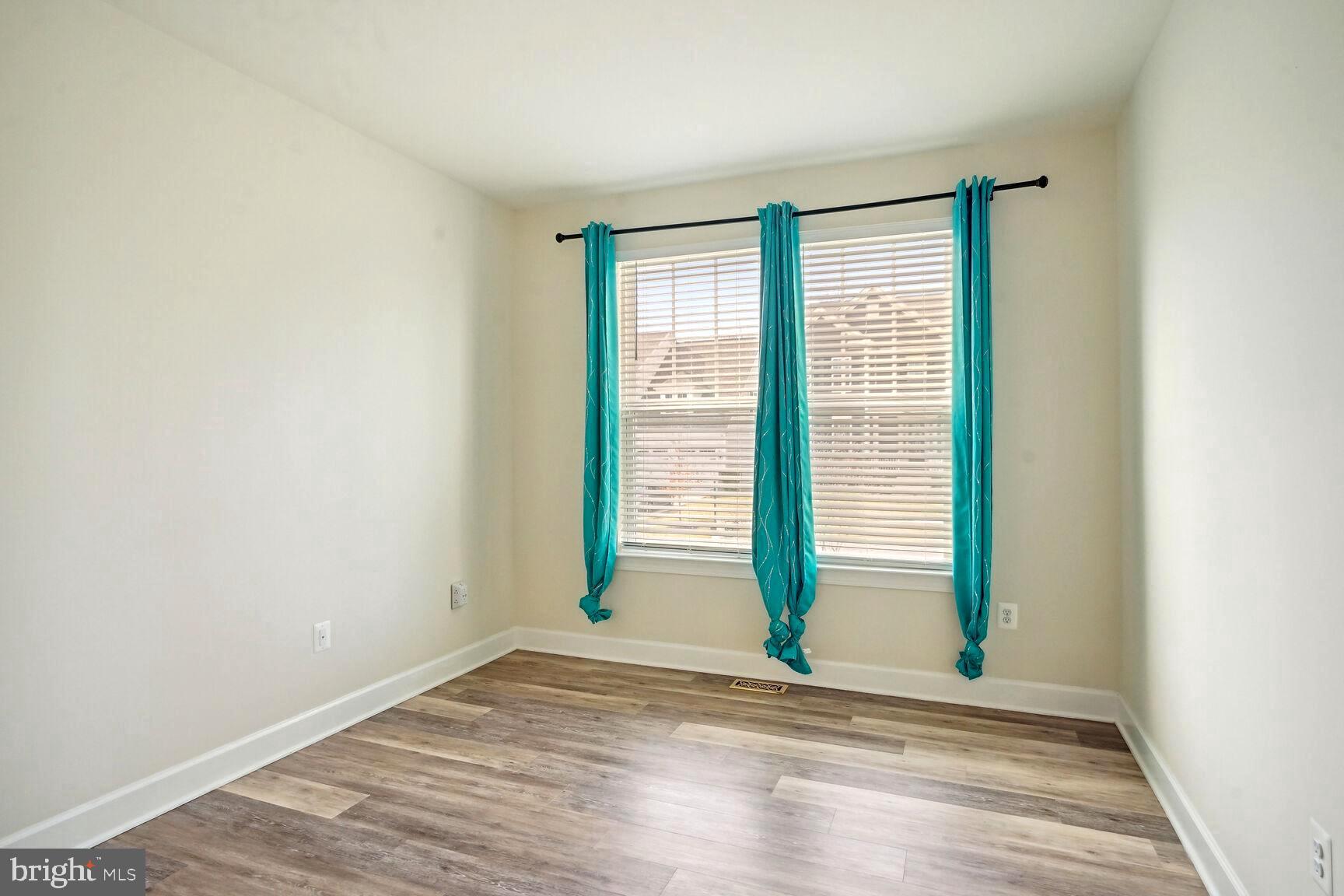 EMBREY MILL - Residential