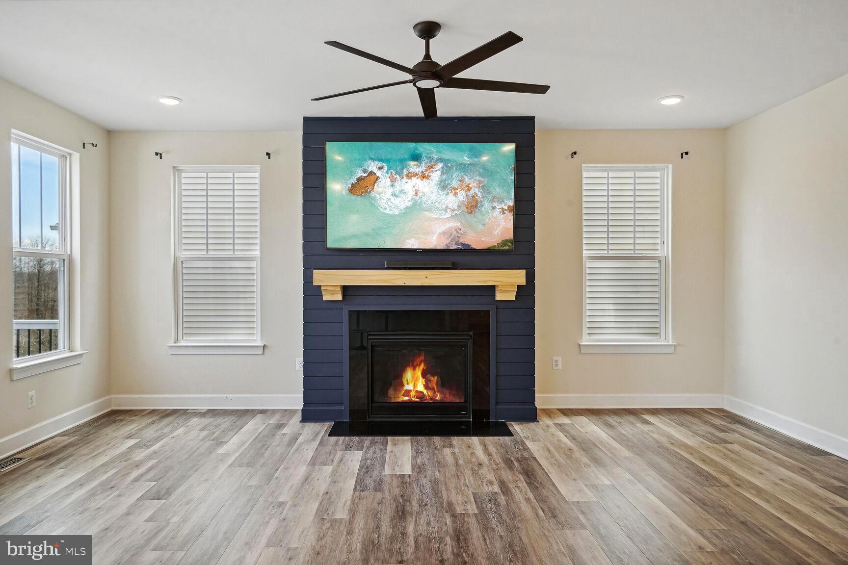 EMBREY MILL - Residential