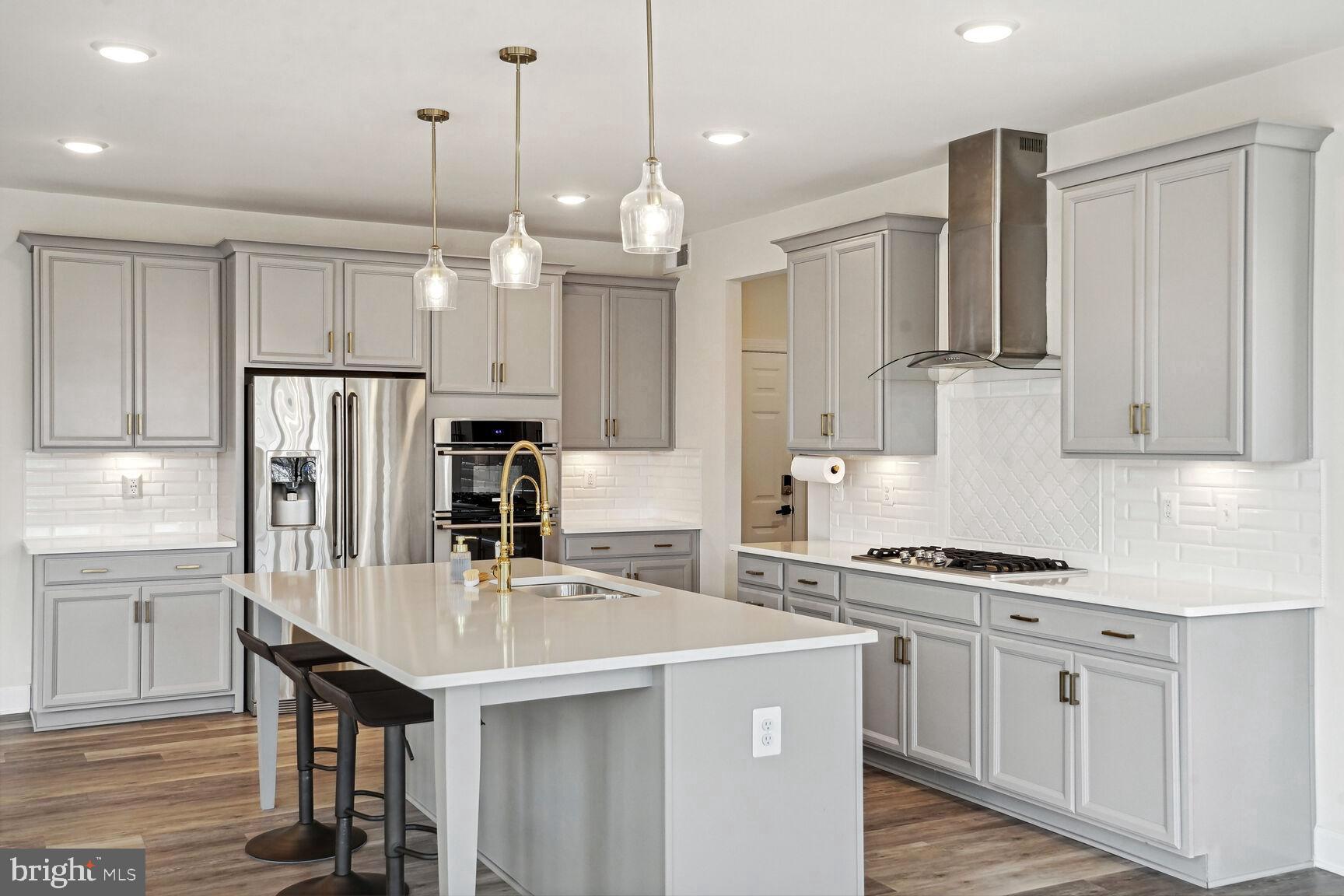 EMBREY MILL - Residential