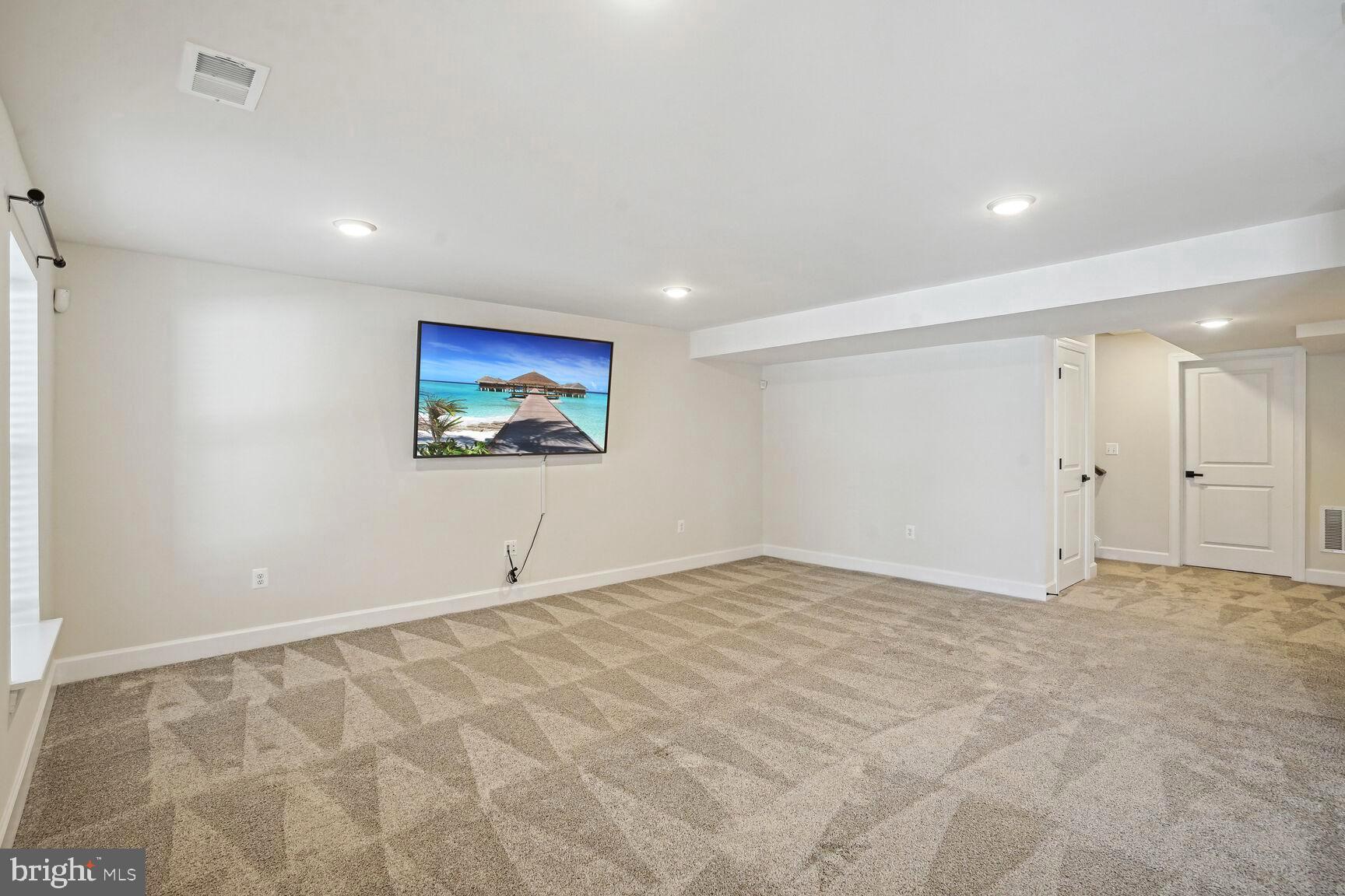 EMBREY MILL - Residential