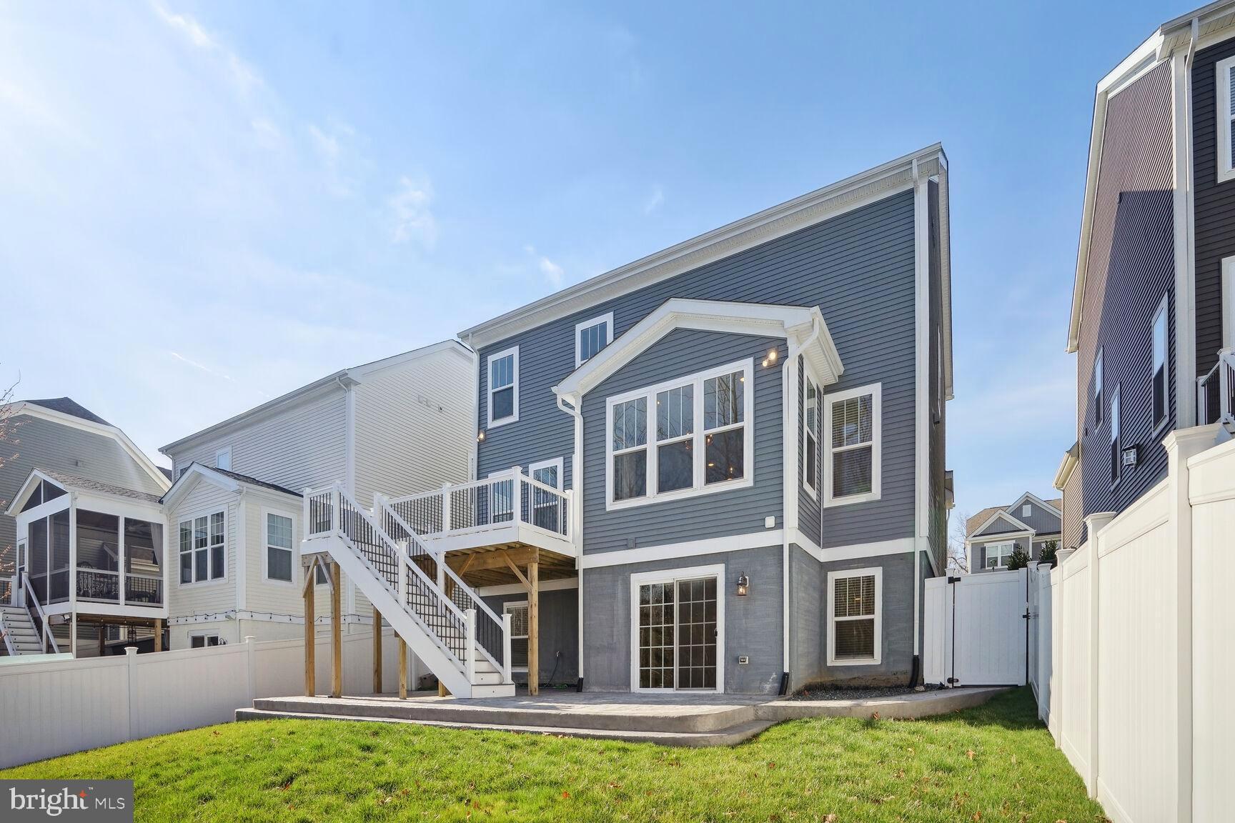 EMBREY MILL - Residential