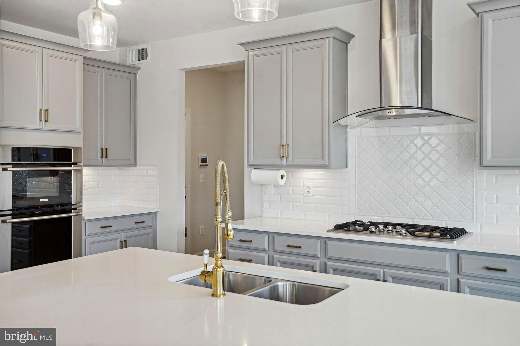 EMBREY MILL - Residential