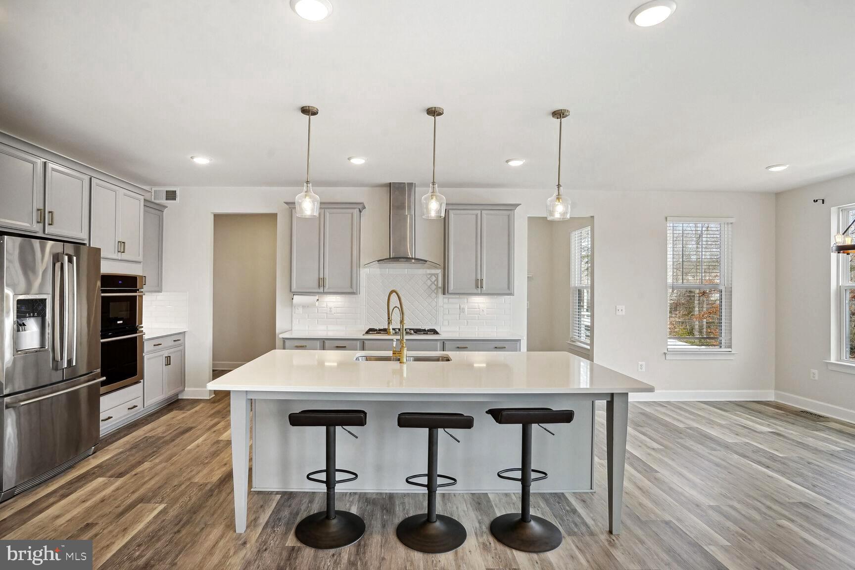 EMBREY MILL - Residential