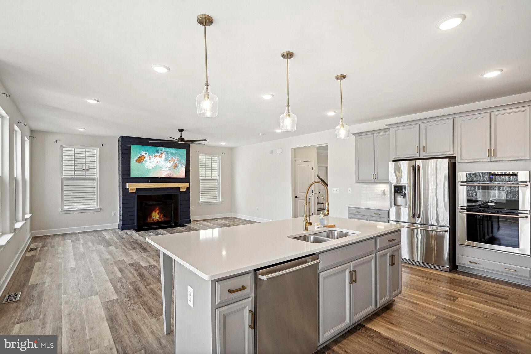 EMBREY MILL - Residential