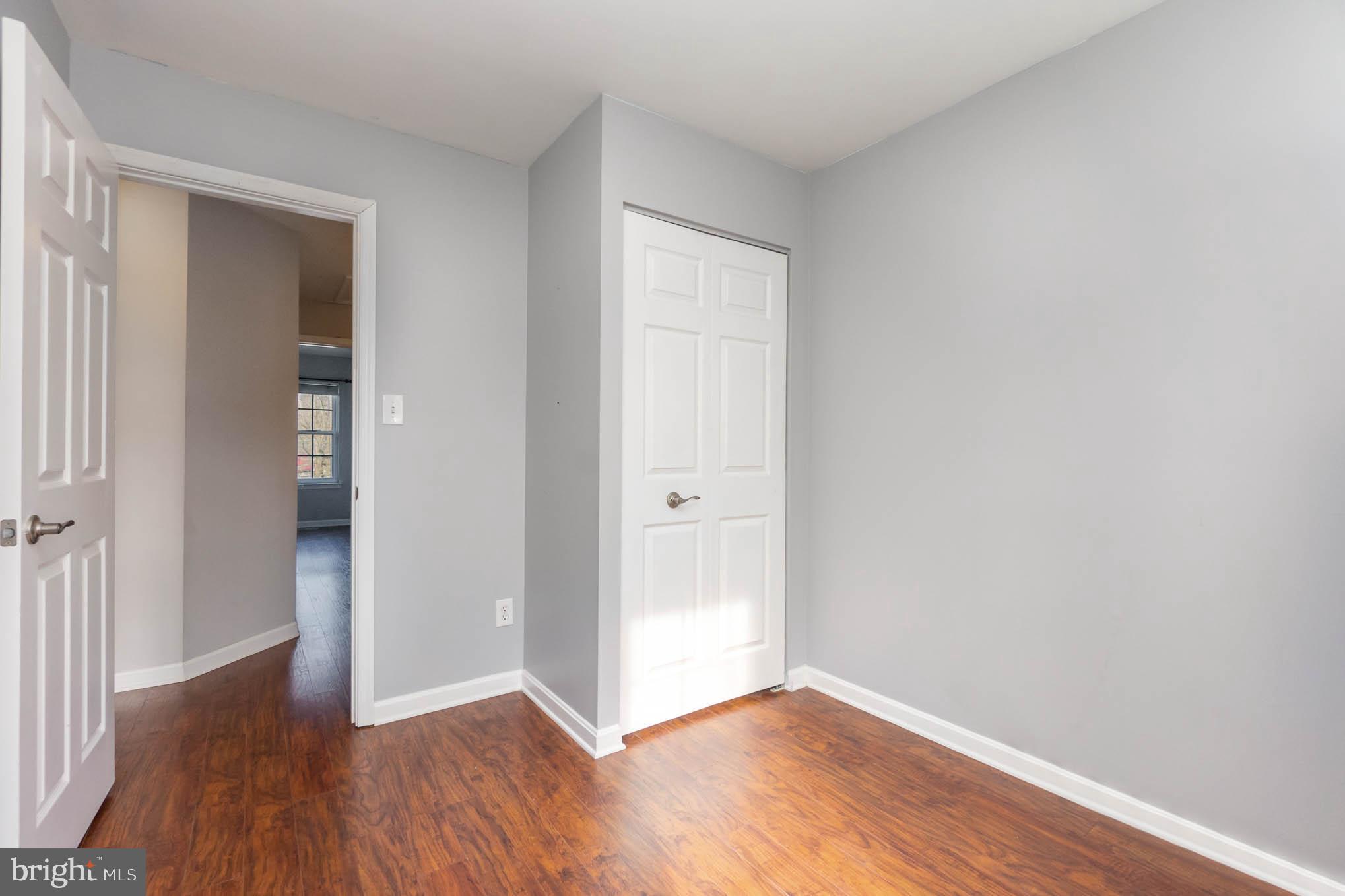 VILLAGE AT THOMAS RUN - Residential