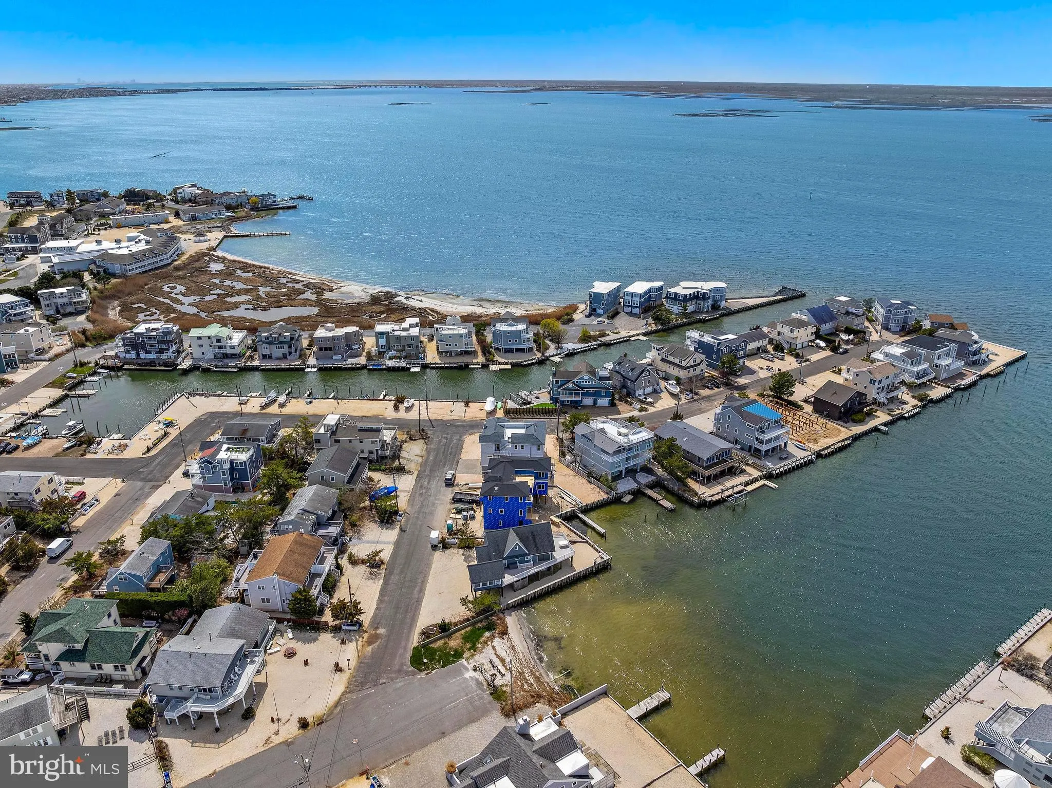 Harvey Cedars, New Jersey 08008, United States, 5 Bedrooms Bedrooms, ,4 BathroomsBathrooms,Residential,Active,113182