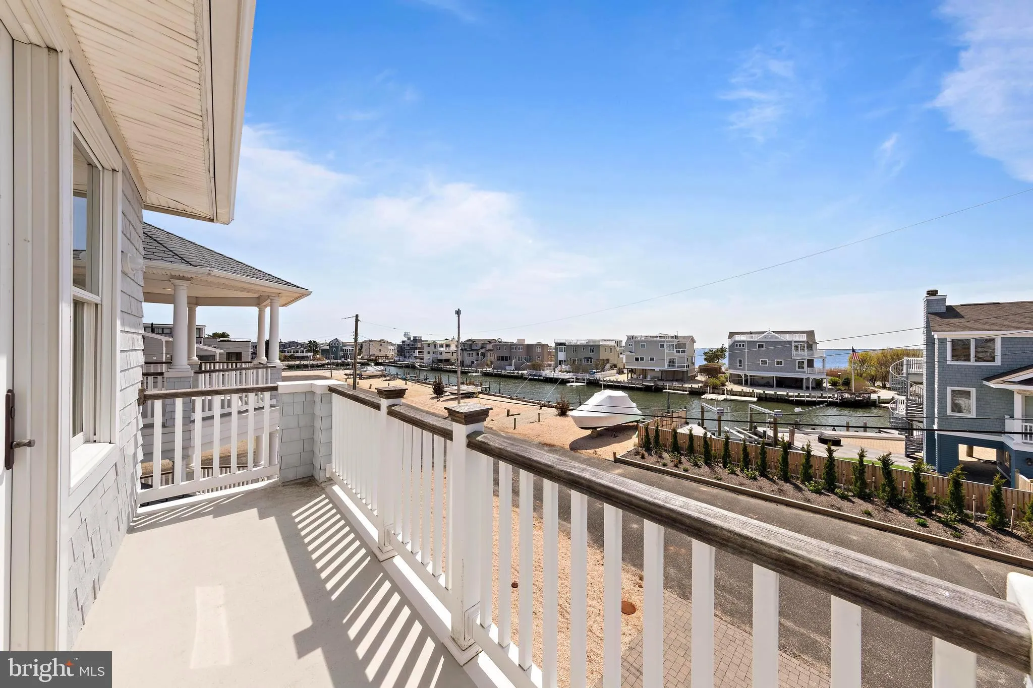 Harvey Cedars, New Jersey 08008, United States, 5 Bedrooms Bedrooms, ,4 BathroomsBathrooms,Residential,Active,113182