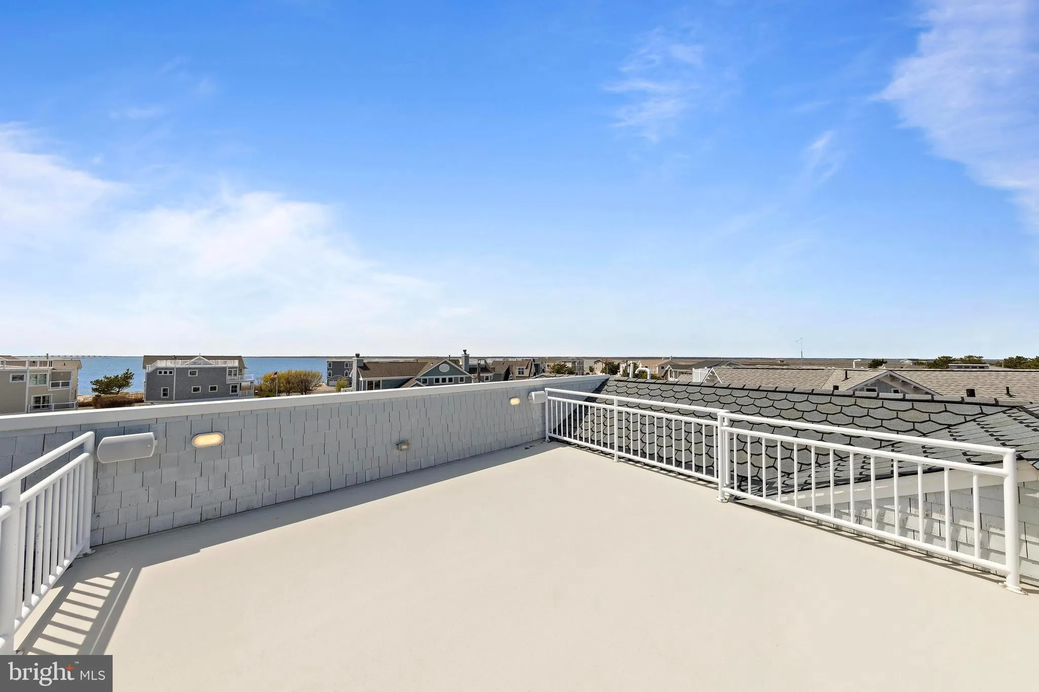 Harvey Cedars, New Jersey 08008, United States, 5 Bedrooms Bedrooms, ,4 BathroomsBathrooms,Residential,Active,113182