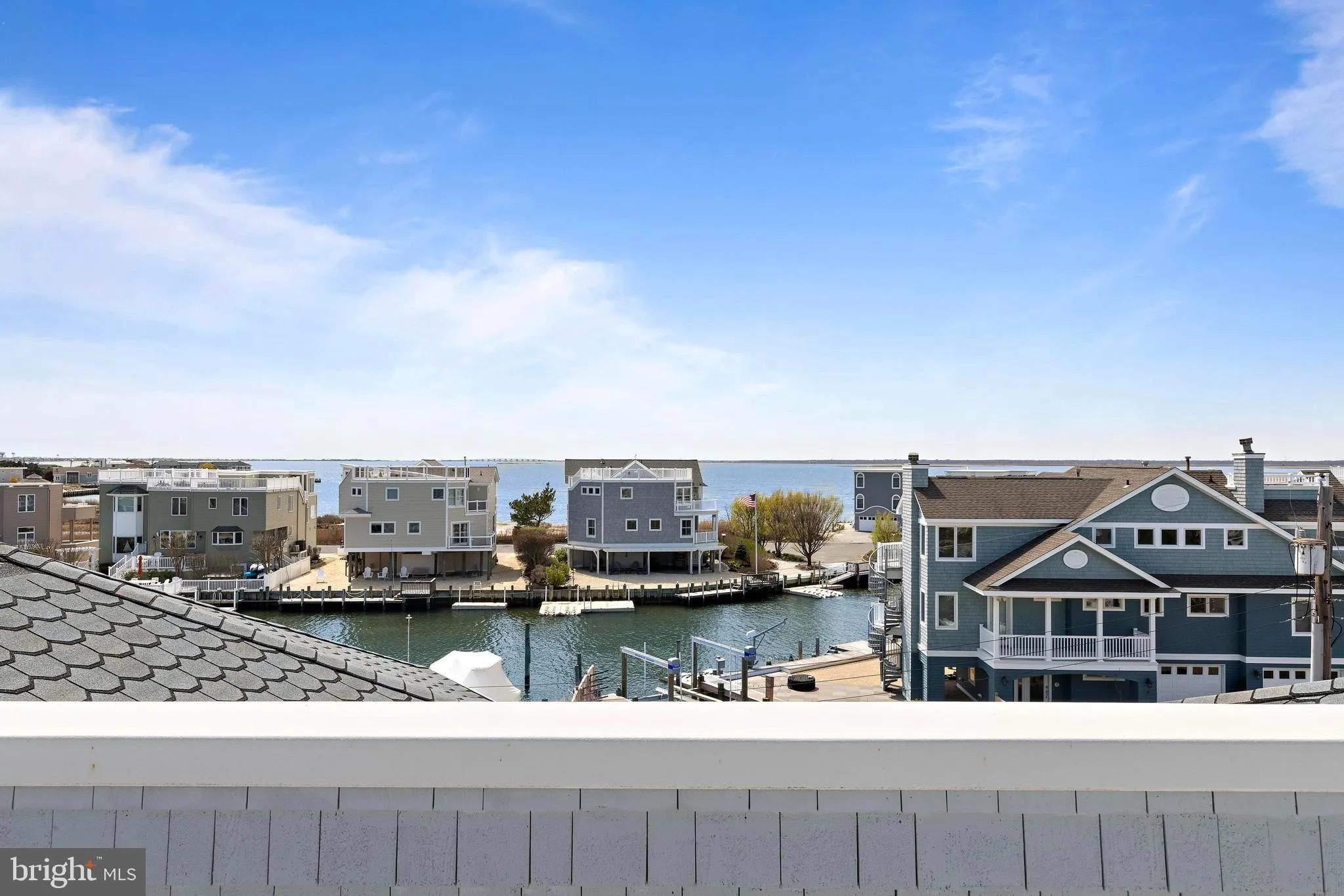 Harvey Cedars, New Jersey 08008, United States, 5 Bedrooms Bedrooms, ,4 BathroomsBathrooms,Residential,Active,113182