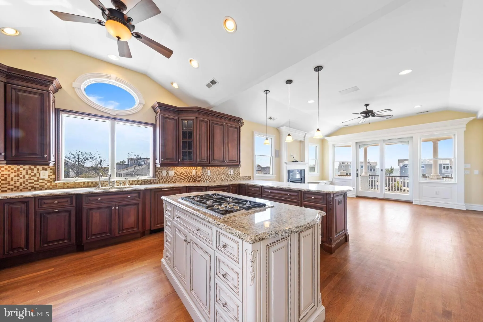 Harvey Cedars, New Jersey 08008, United States, 5 Bedrooms Bedrooms, ,4 BathroomsBathrooms,Residential,Active,113182