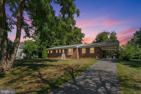 328 S CHURCH STREET BERRYVILLE VA 22611