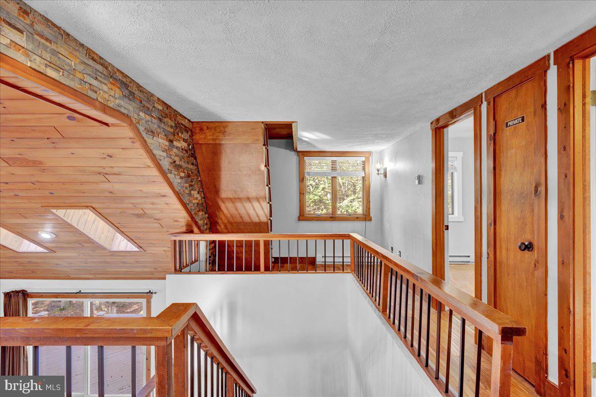 LAKE NAOMI - Residential