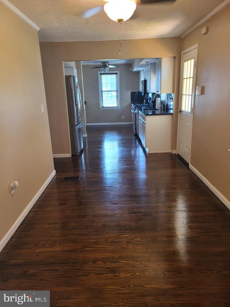 REGULARS - Residential