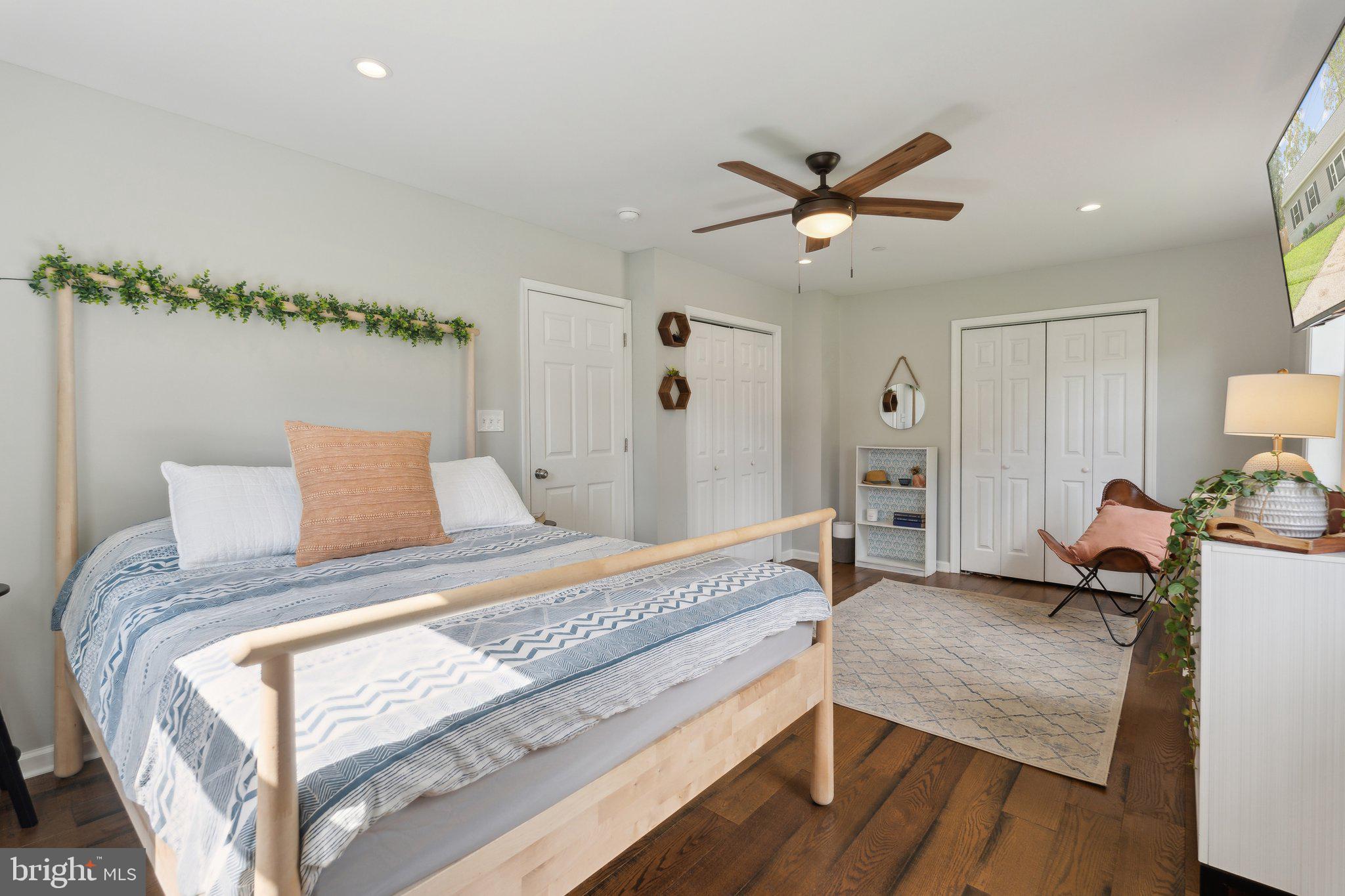 PAROLE HEIGHTS - Residential