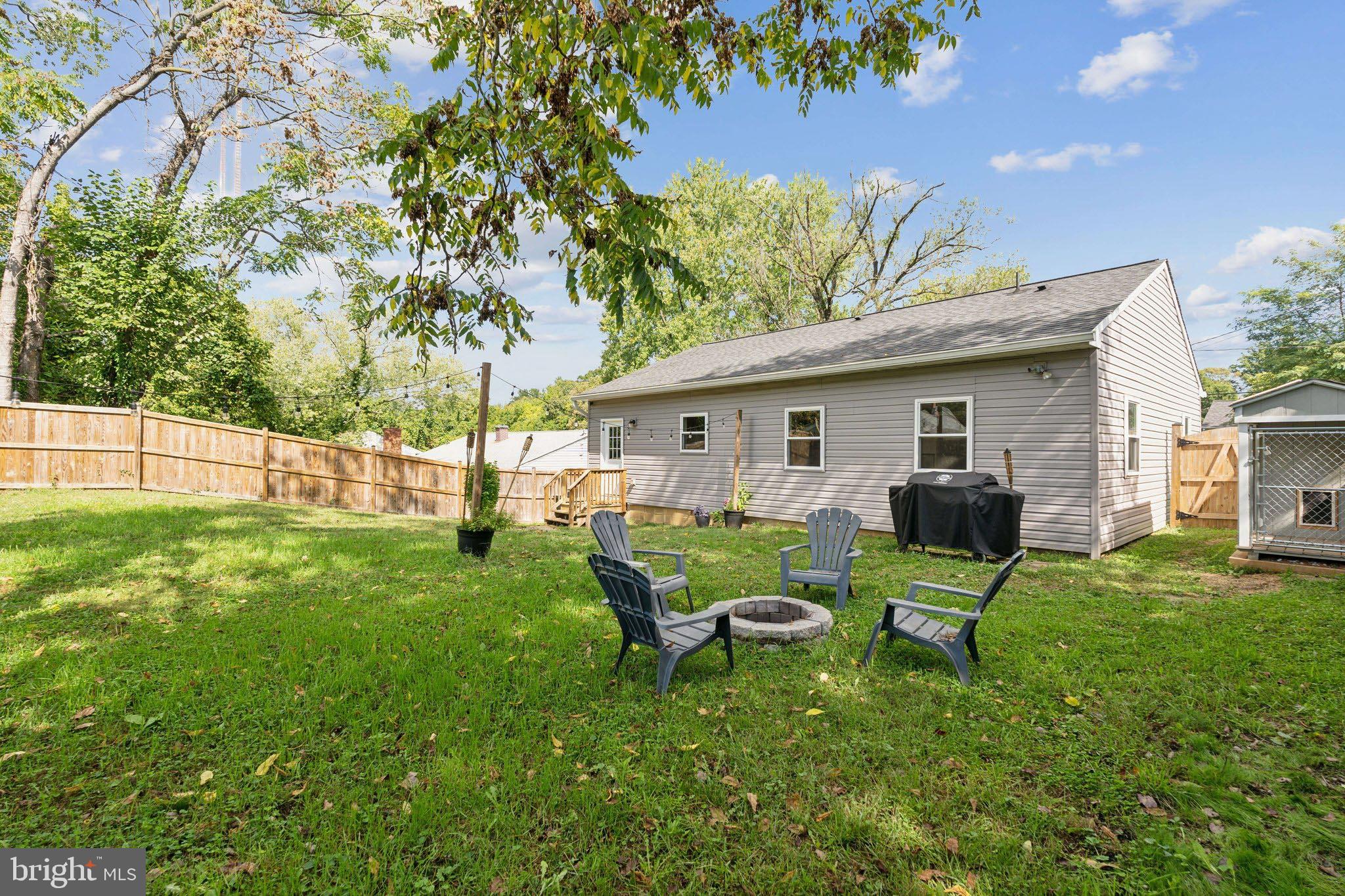 PAROLE HEIGHTS - Residential