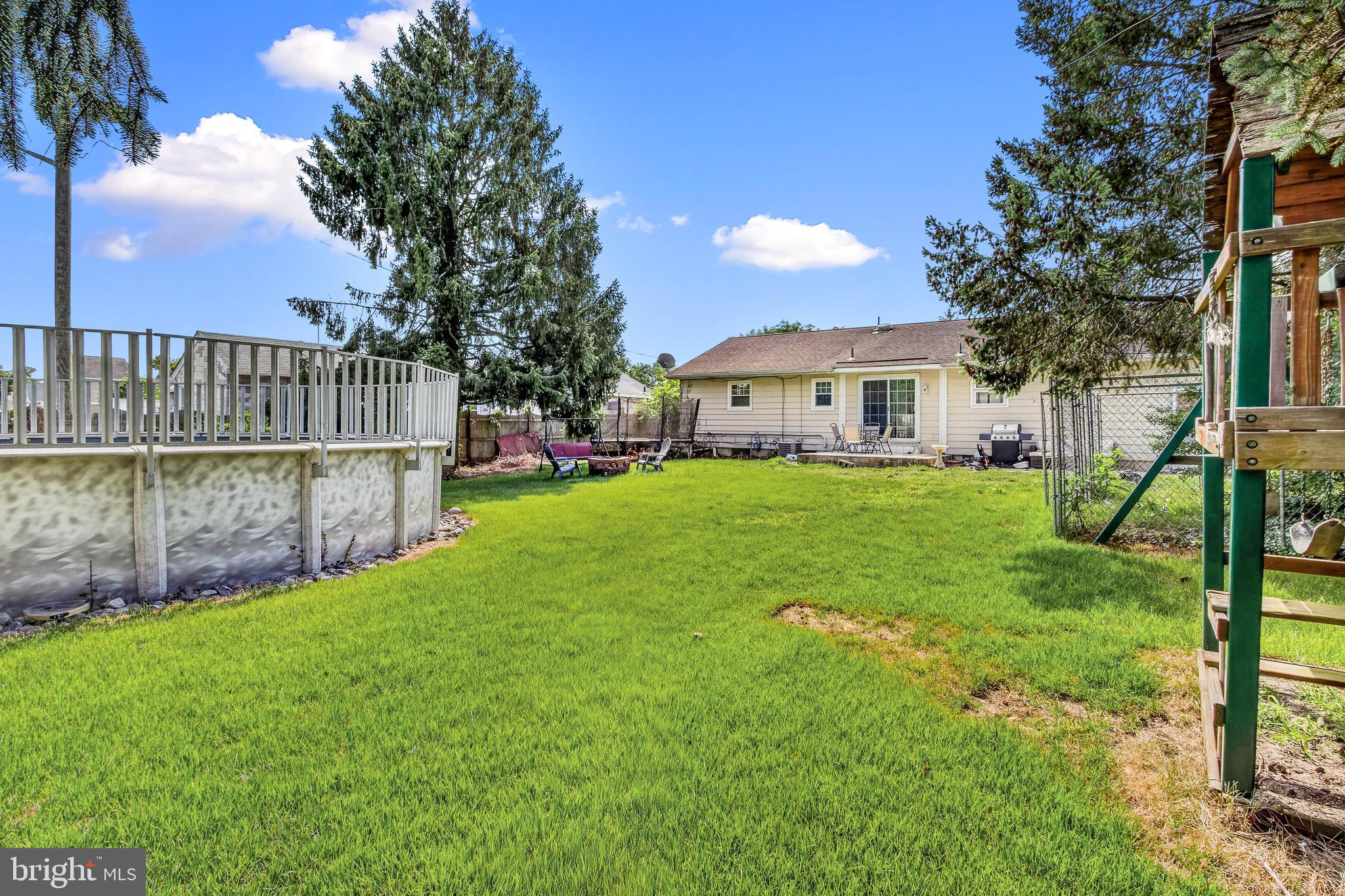 37 N VALLEY AVENUE