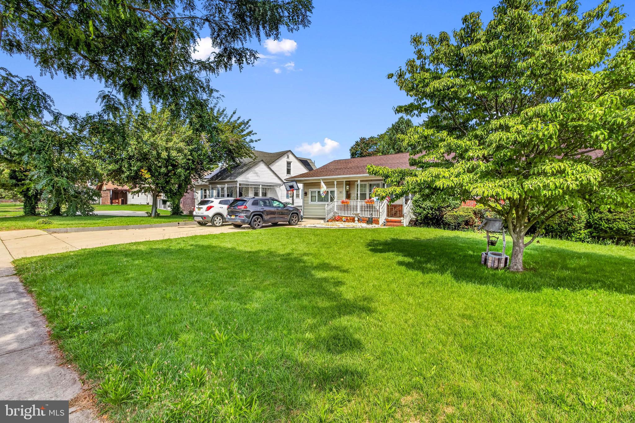 37 N VALLEY AVENUE