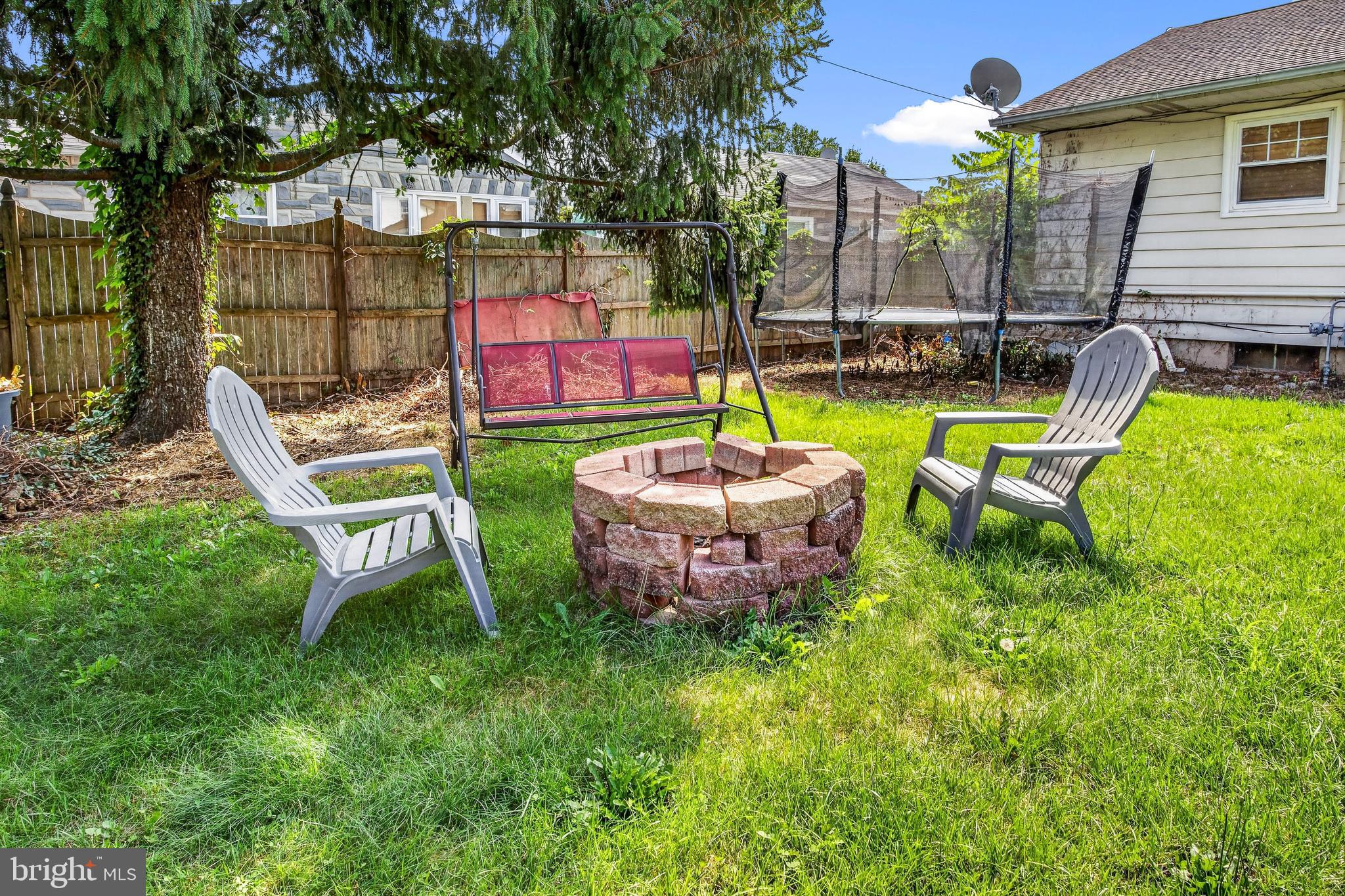 37 N VALLEY AVENUE
