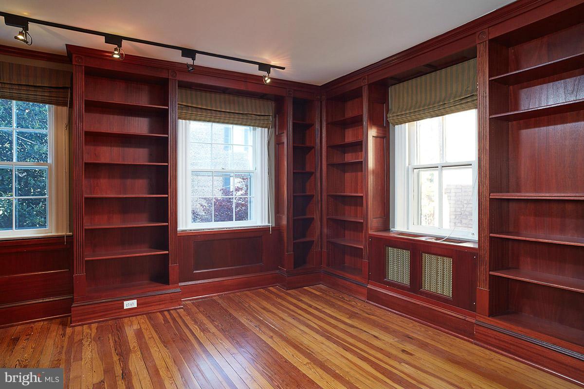 OLD TOWN - Residential