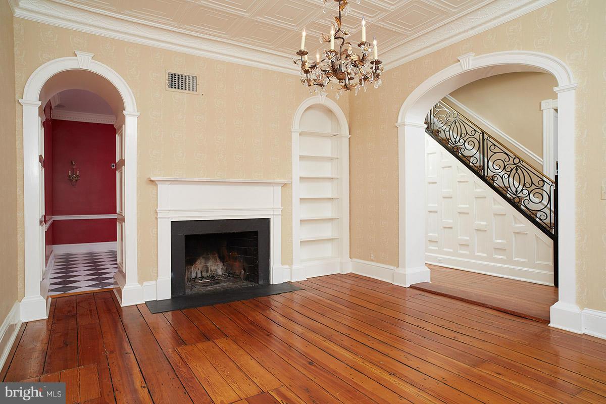 OLD TOWN - Residential