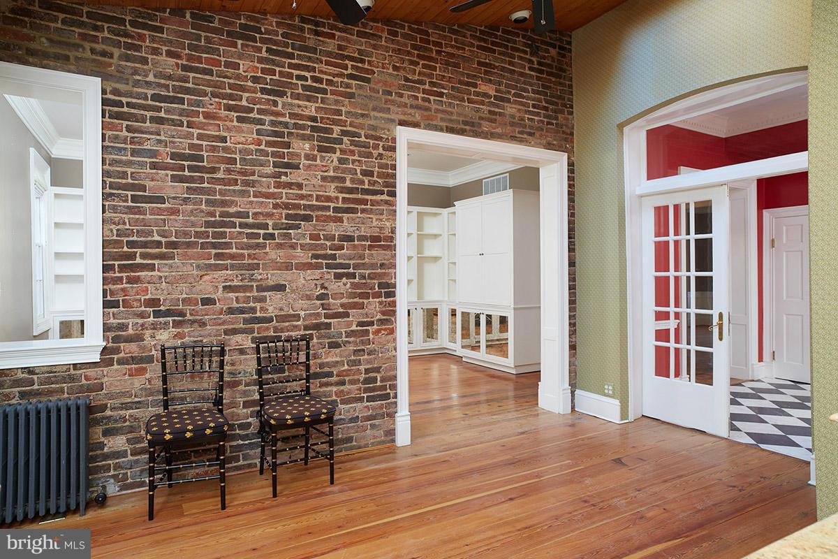 OLD TOWN - Residential