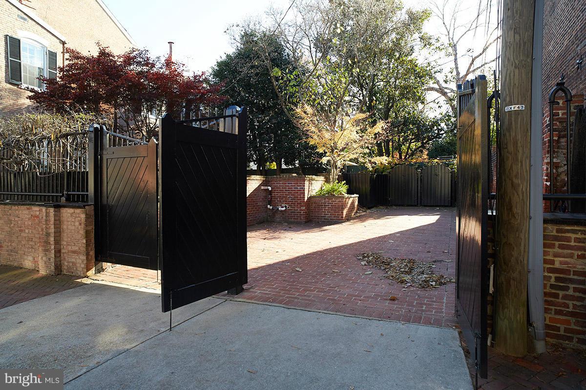 OLD TOWN - Residential