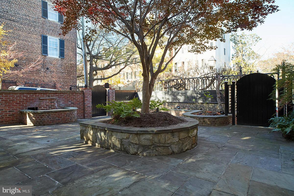 OLD TOWN - Residential