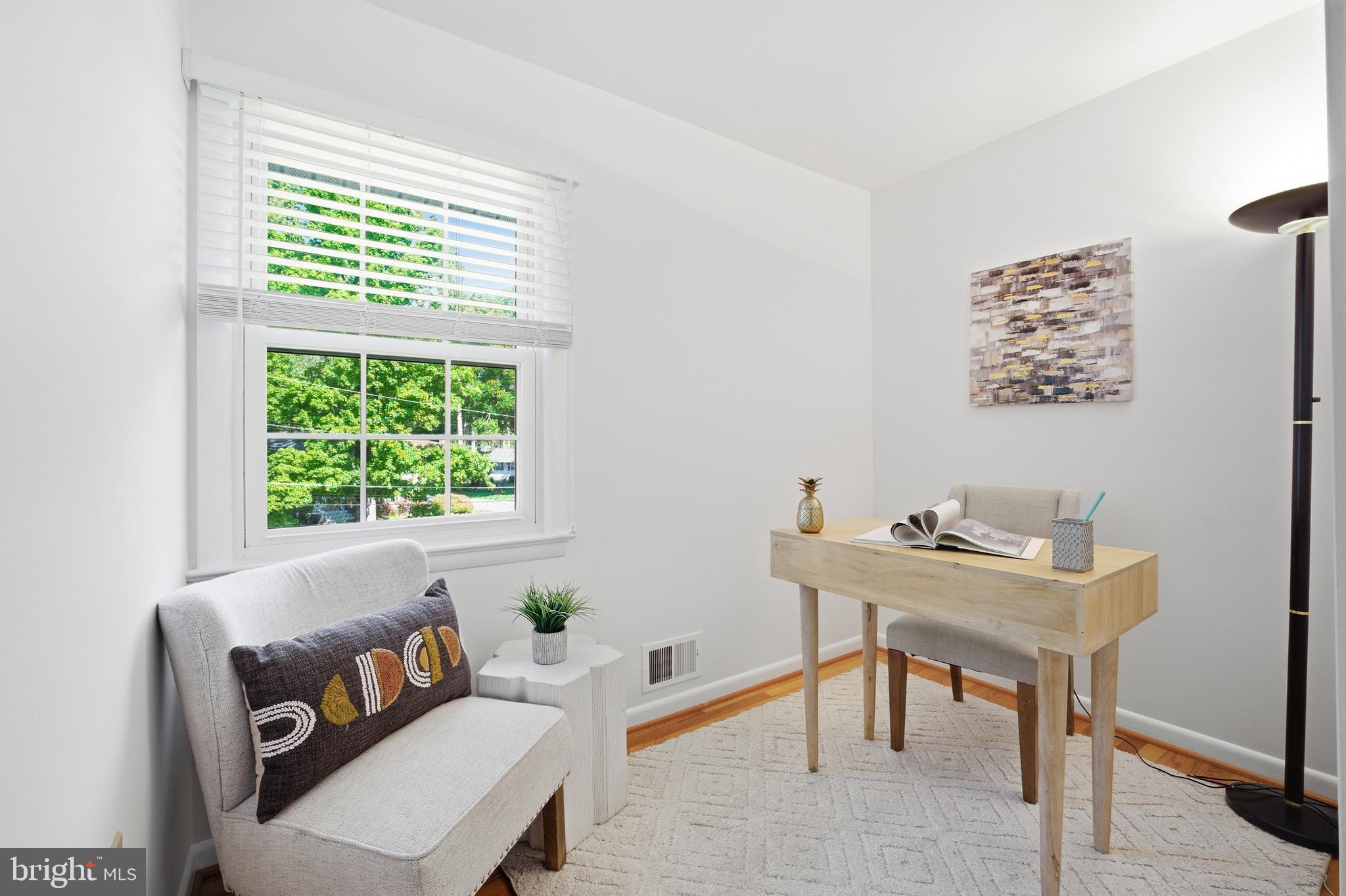 BEL PRE WOODS - Residential
