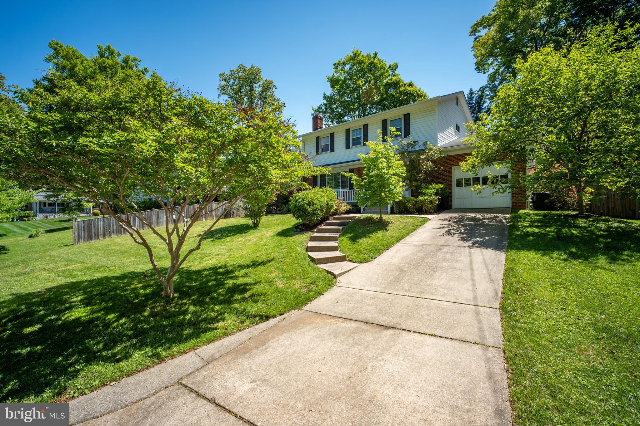 13907 SHIPPERS LANE