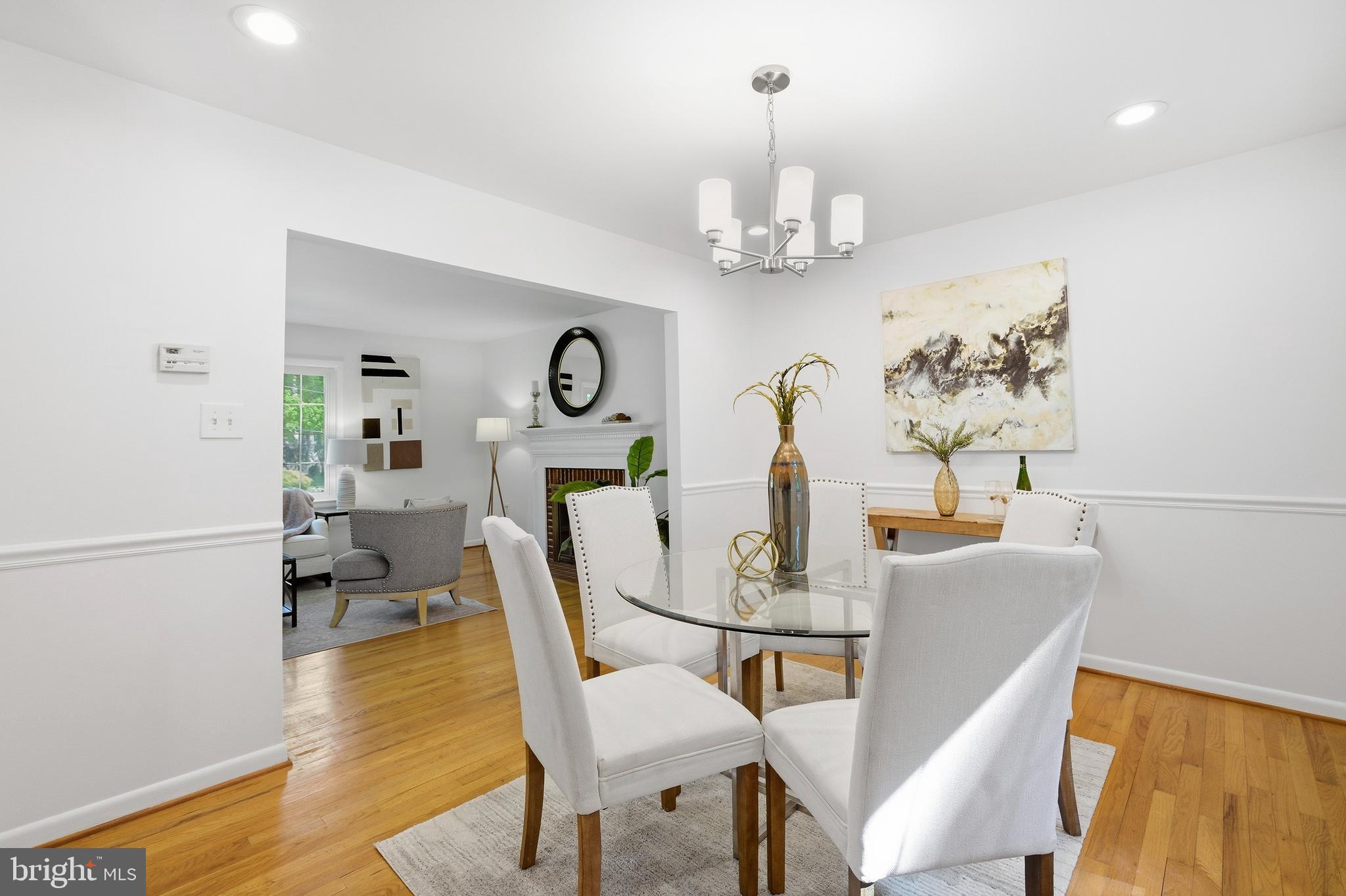 BEL PRE WOODS - Residential