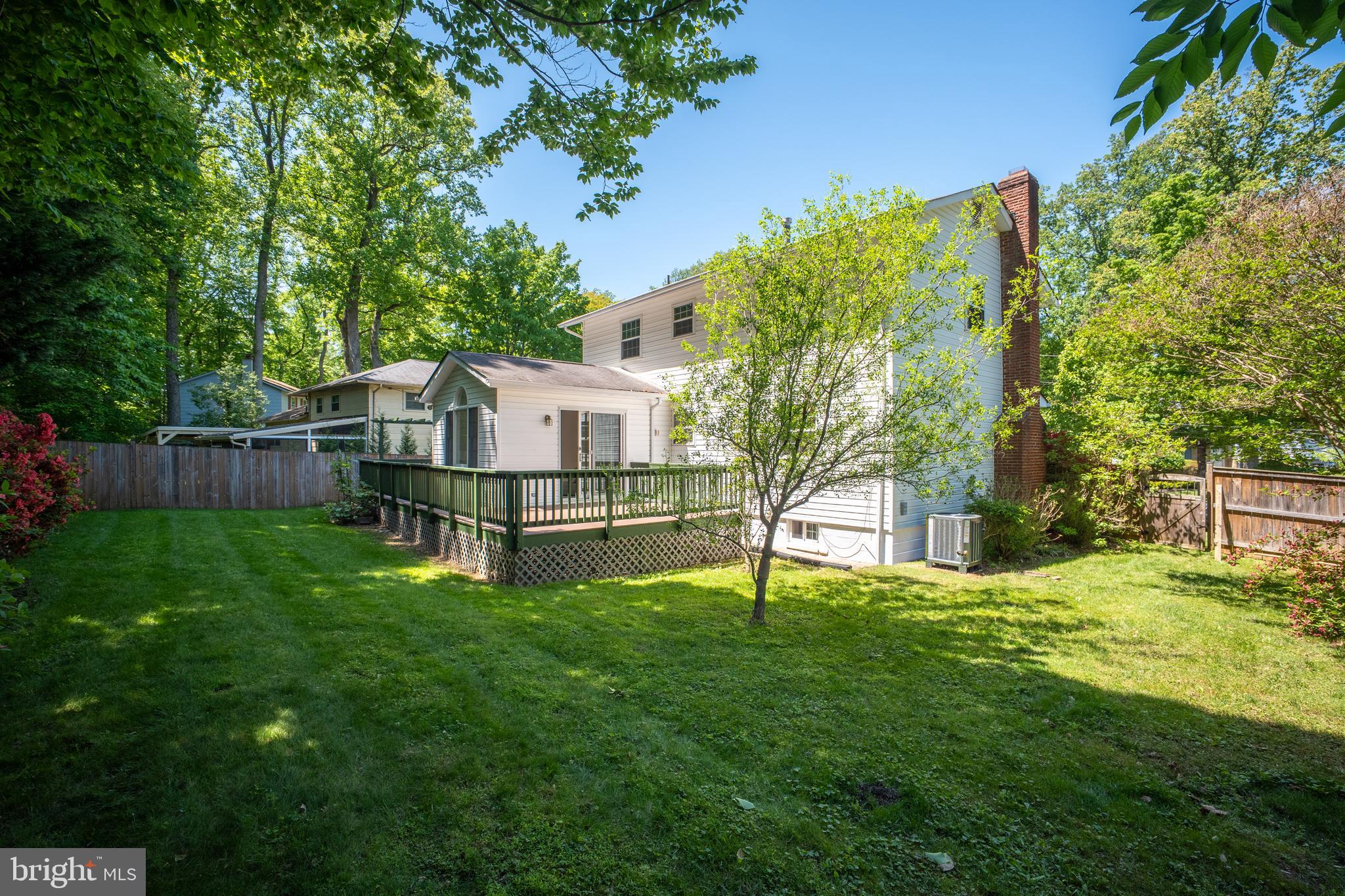 BEL PRE WOODS - Residential
