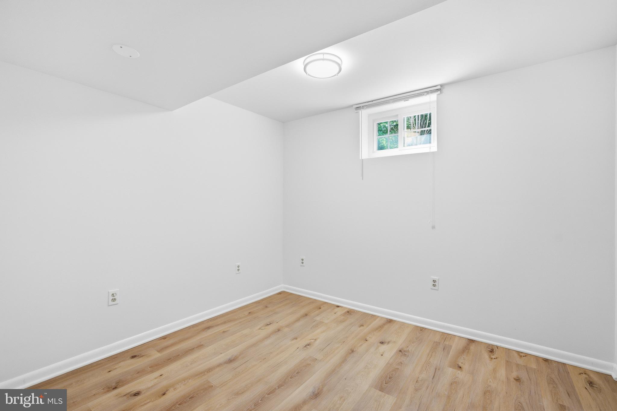 BEL PRE WOODS - Residential