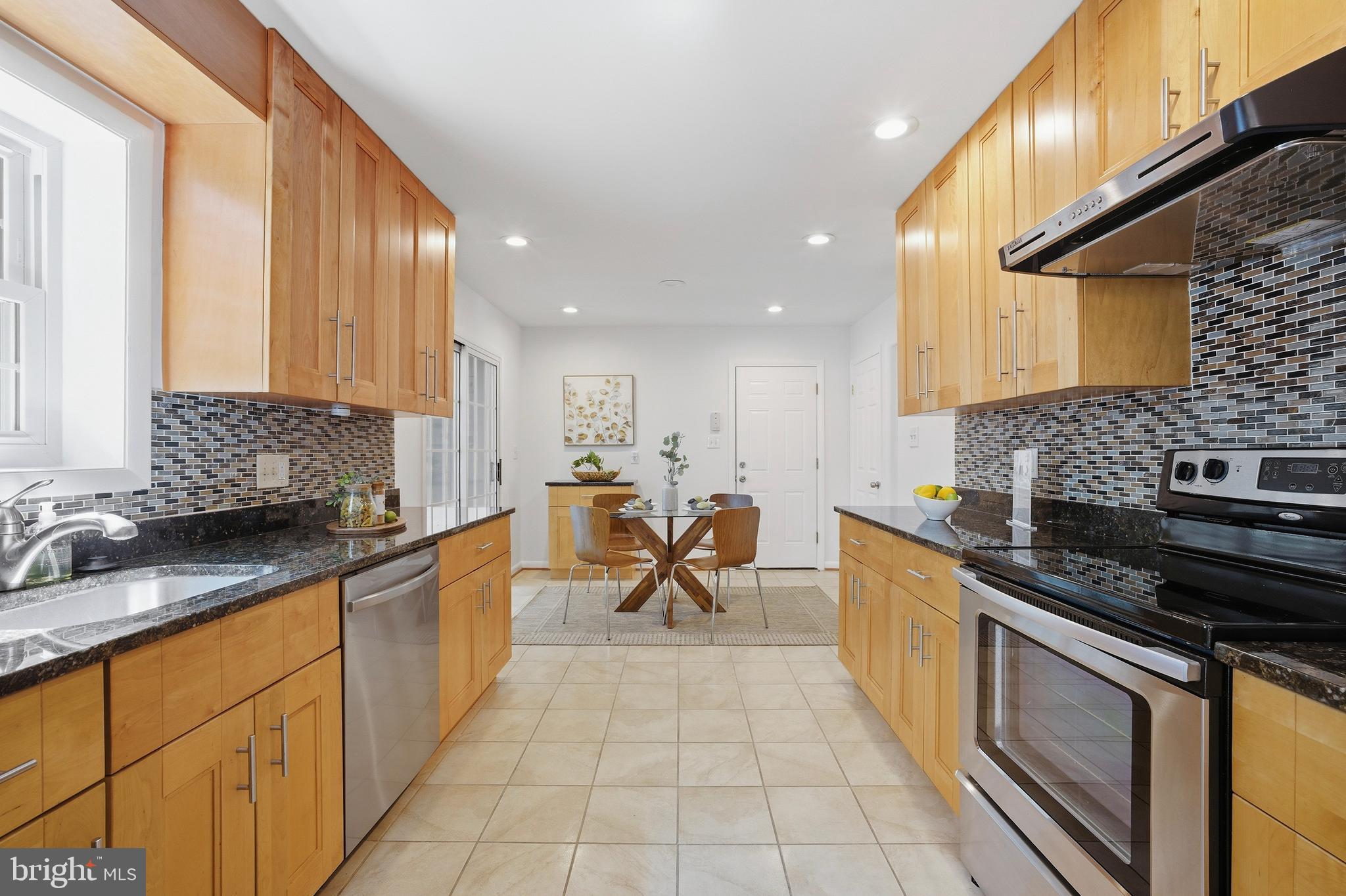 BEL PRE WOODS - Residential